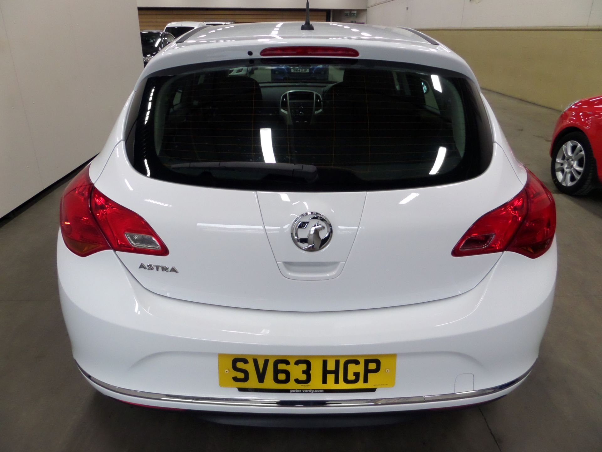 Vauxhall Astra Energy - 1398cc 5 Door - Image 4 of 8