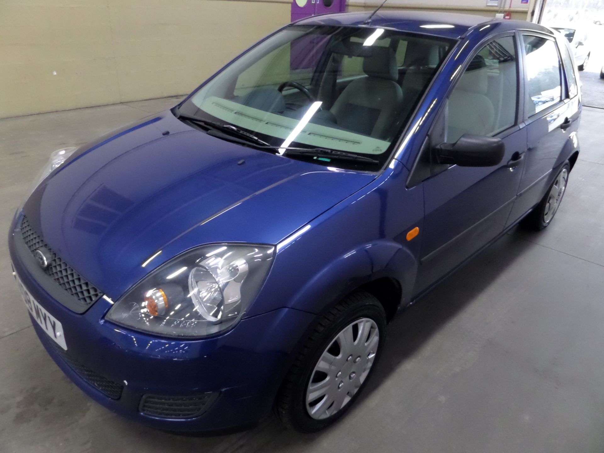 Ford Fiesta Style Tdci - 1399cc 5 Door - Image 2 of 11