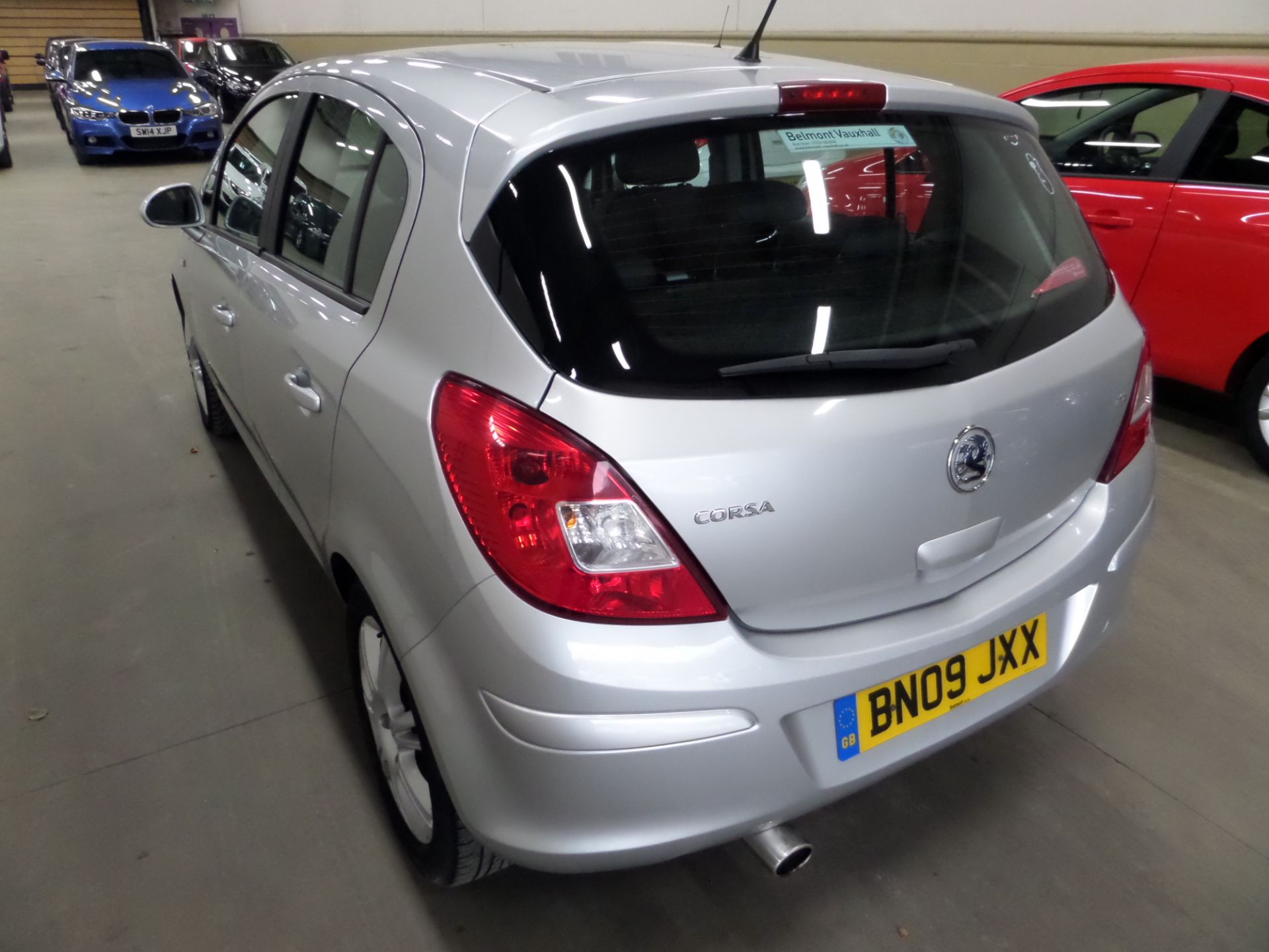 Vauxhall Corsa Design - 1364cc 5 Door - Image 3 of 8