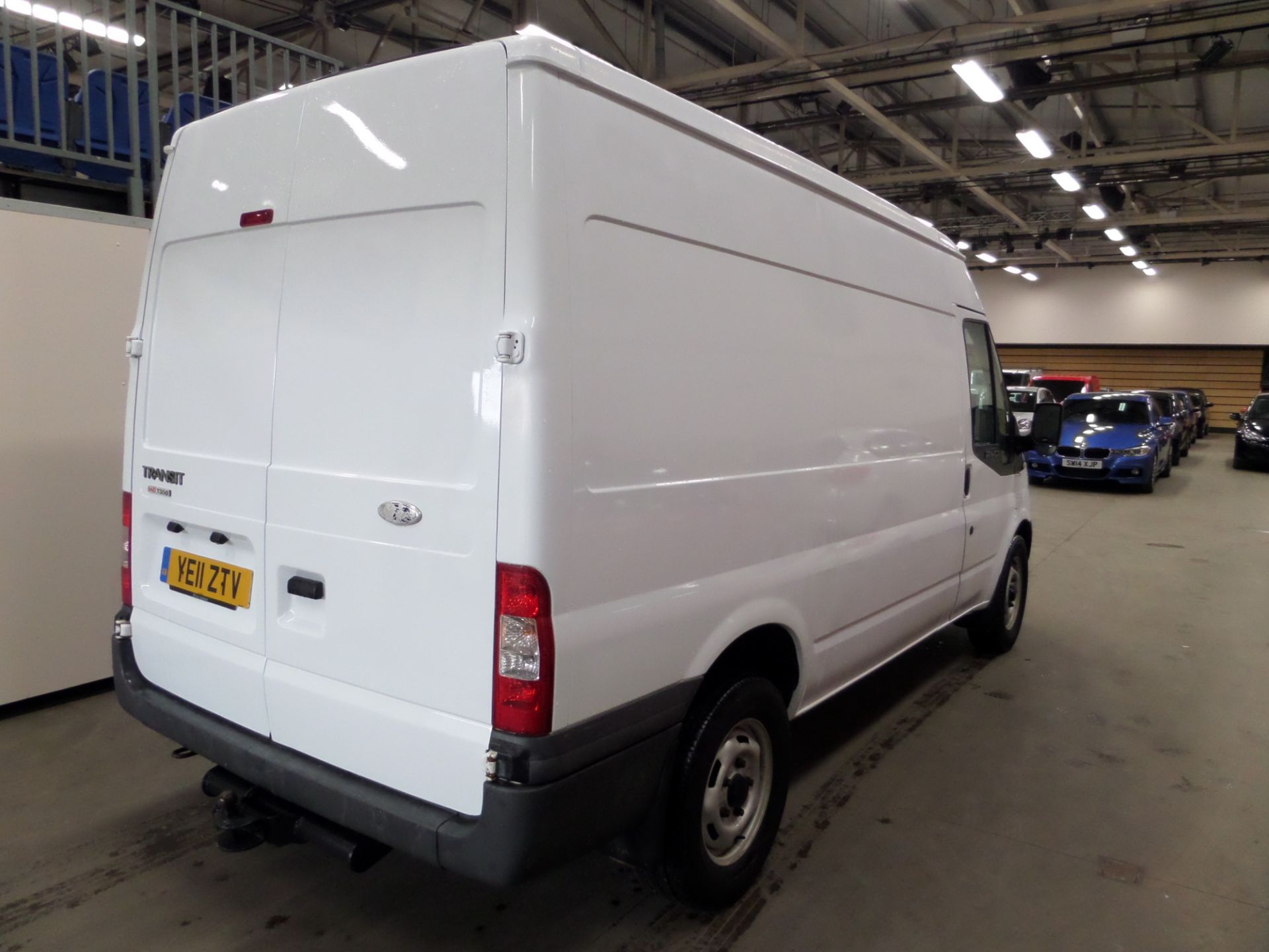 Ford Transit 140 T350m Fwd - 2198cc 2 Door Van - Image 5 of 8