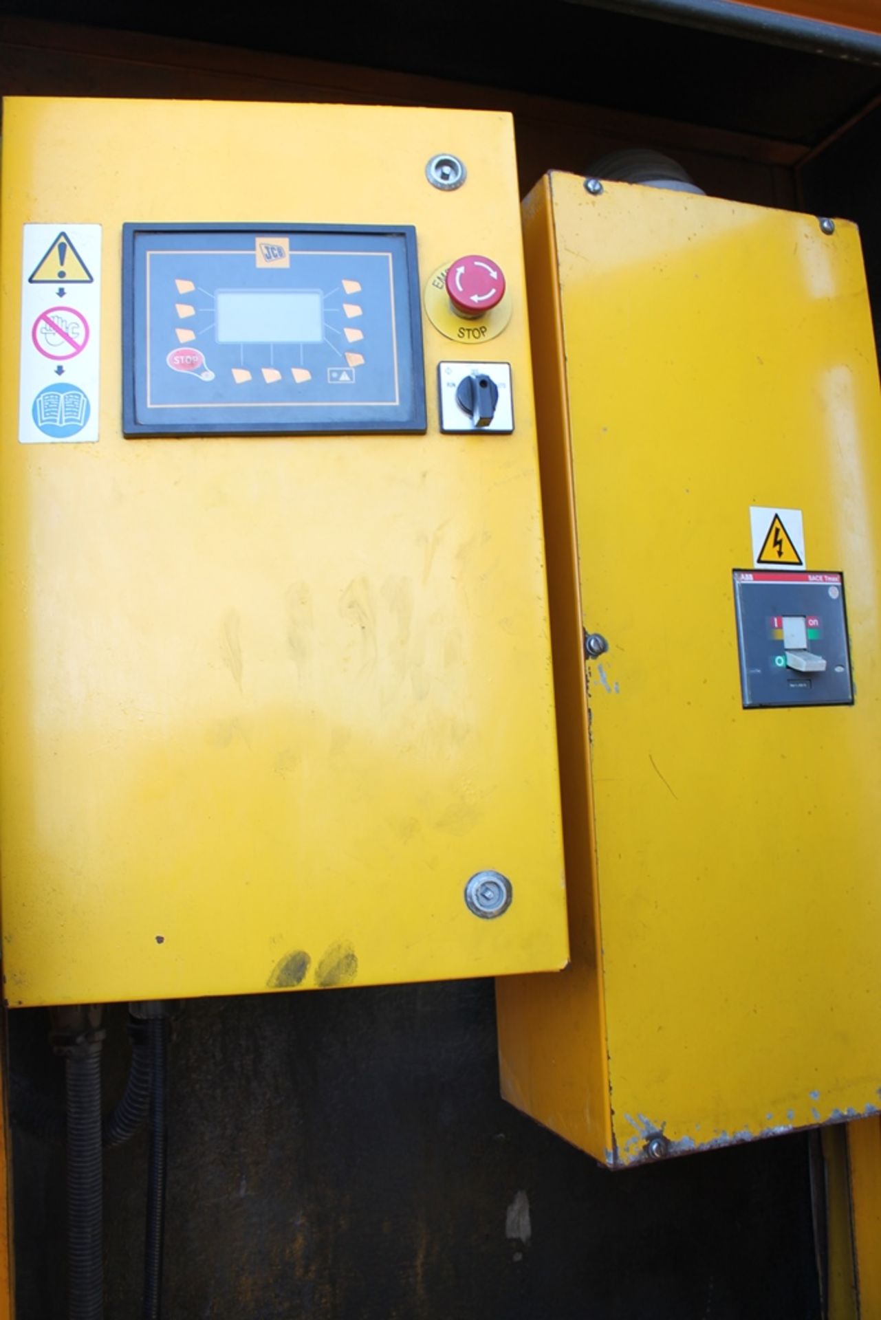 220 KVA JCB GENERATOR 103-022 - Image 4 of 12