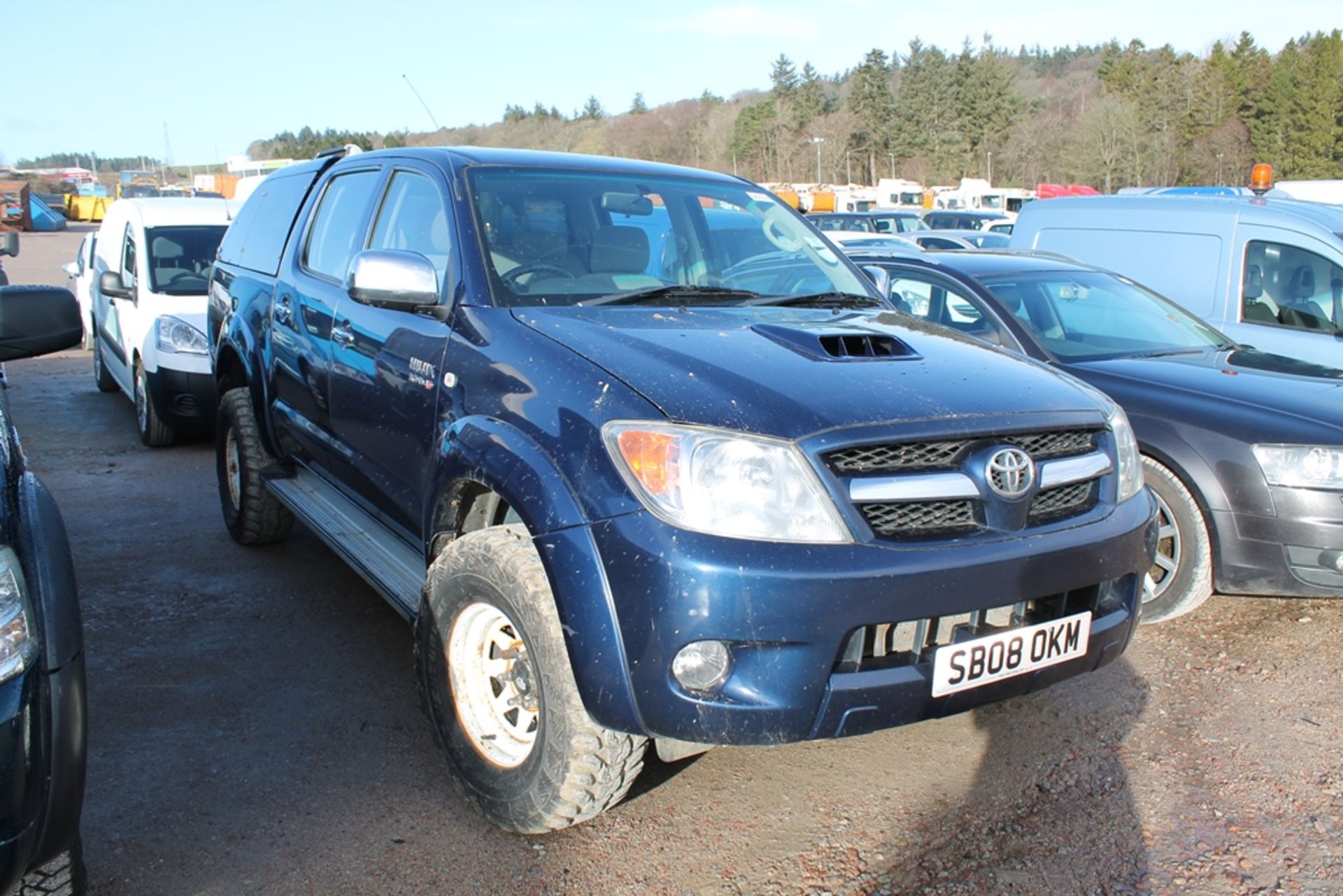 Toyota Hilux Hl3 D-4d 4x4 D/c - 2982cc 4x4 - Image 3 of 8