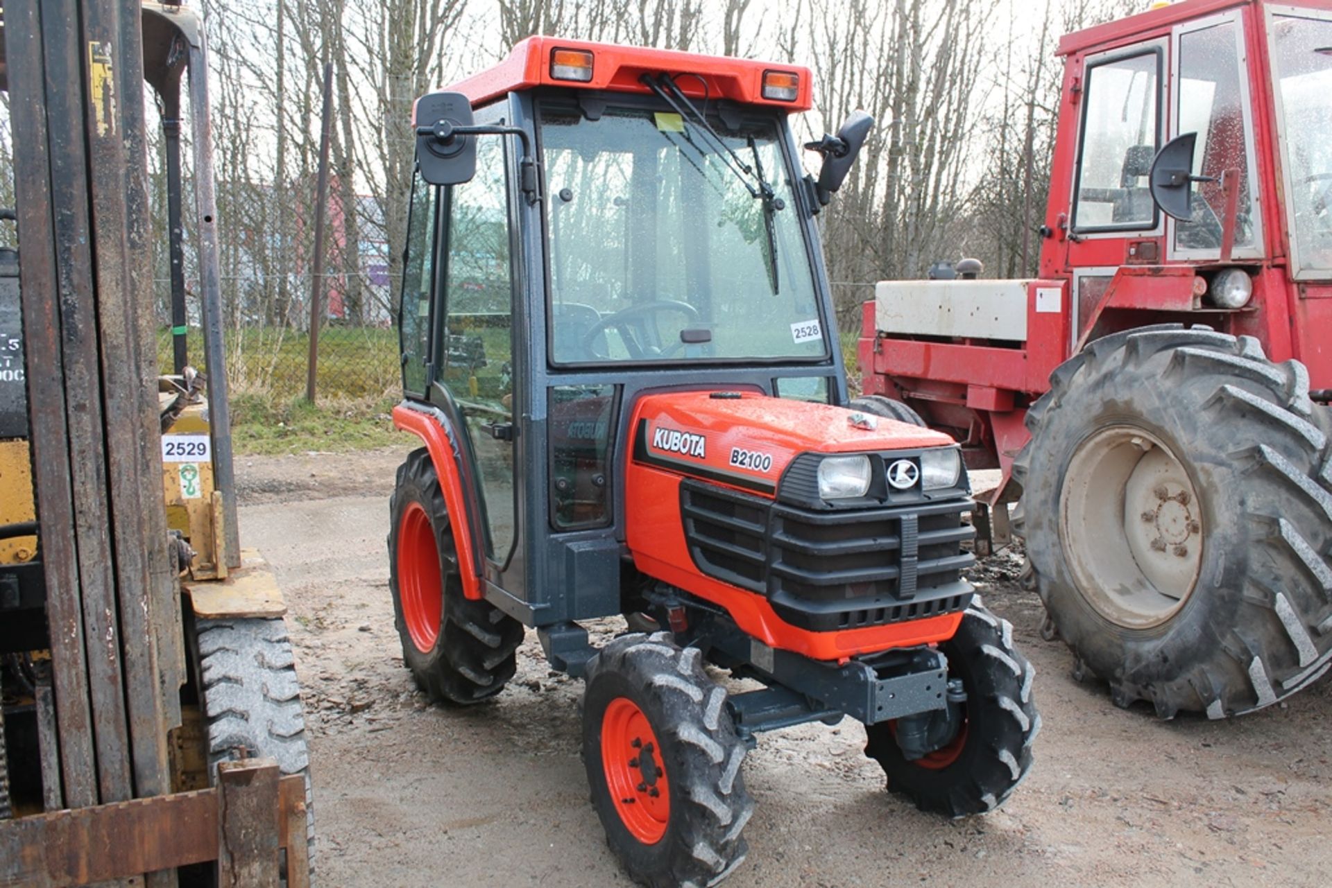 Kubota B2100 - 1001cc Tractor - Image 4 of 8
