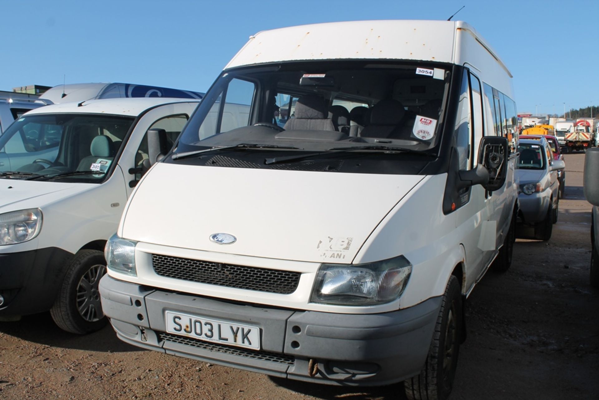 Ford Transit - 2402cc 3 Door Minibus