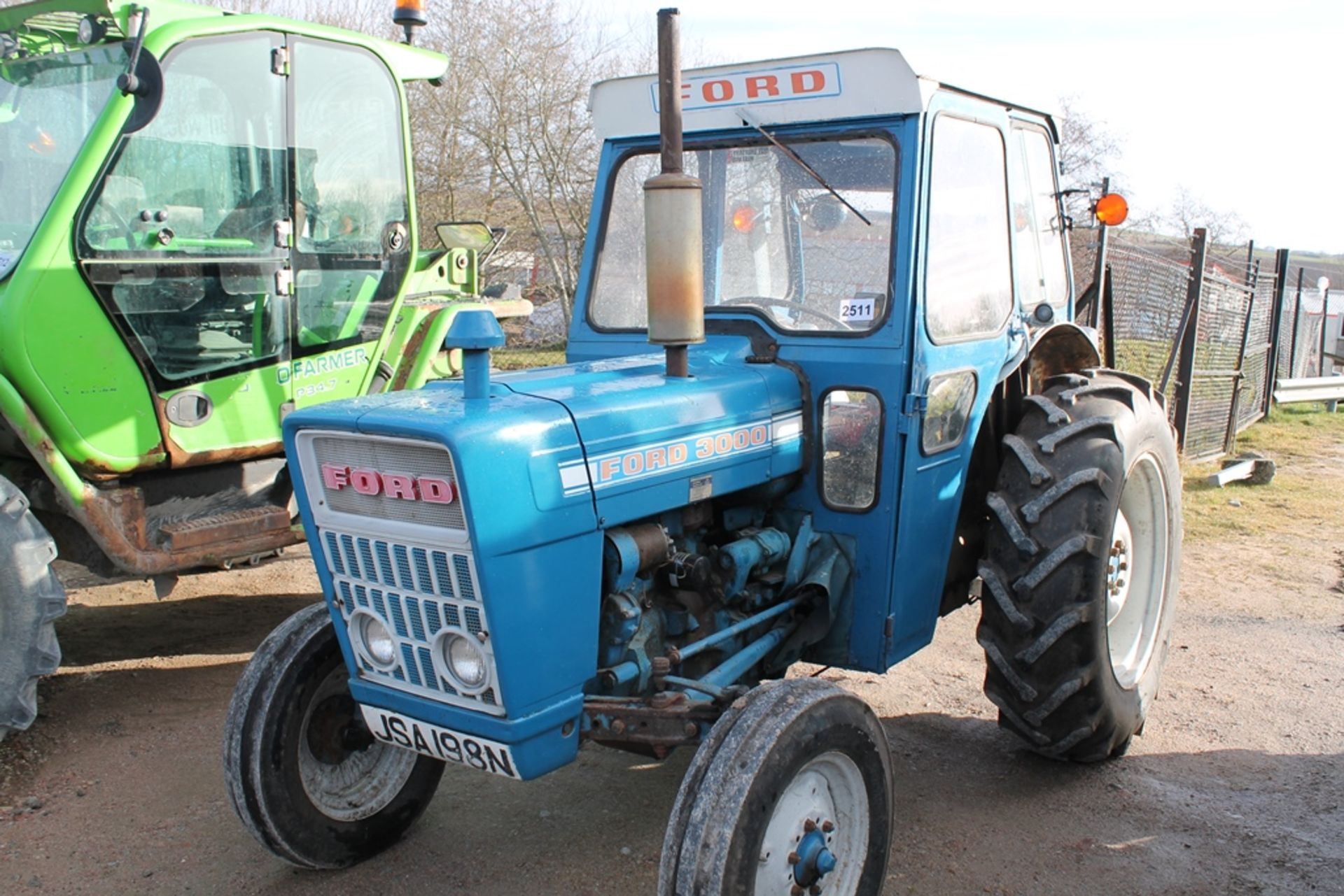 Ford 3000 Tractor - Image 2 of 10