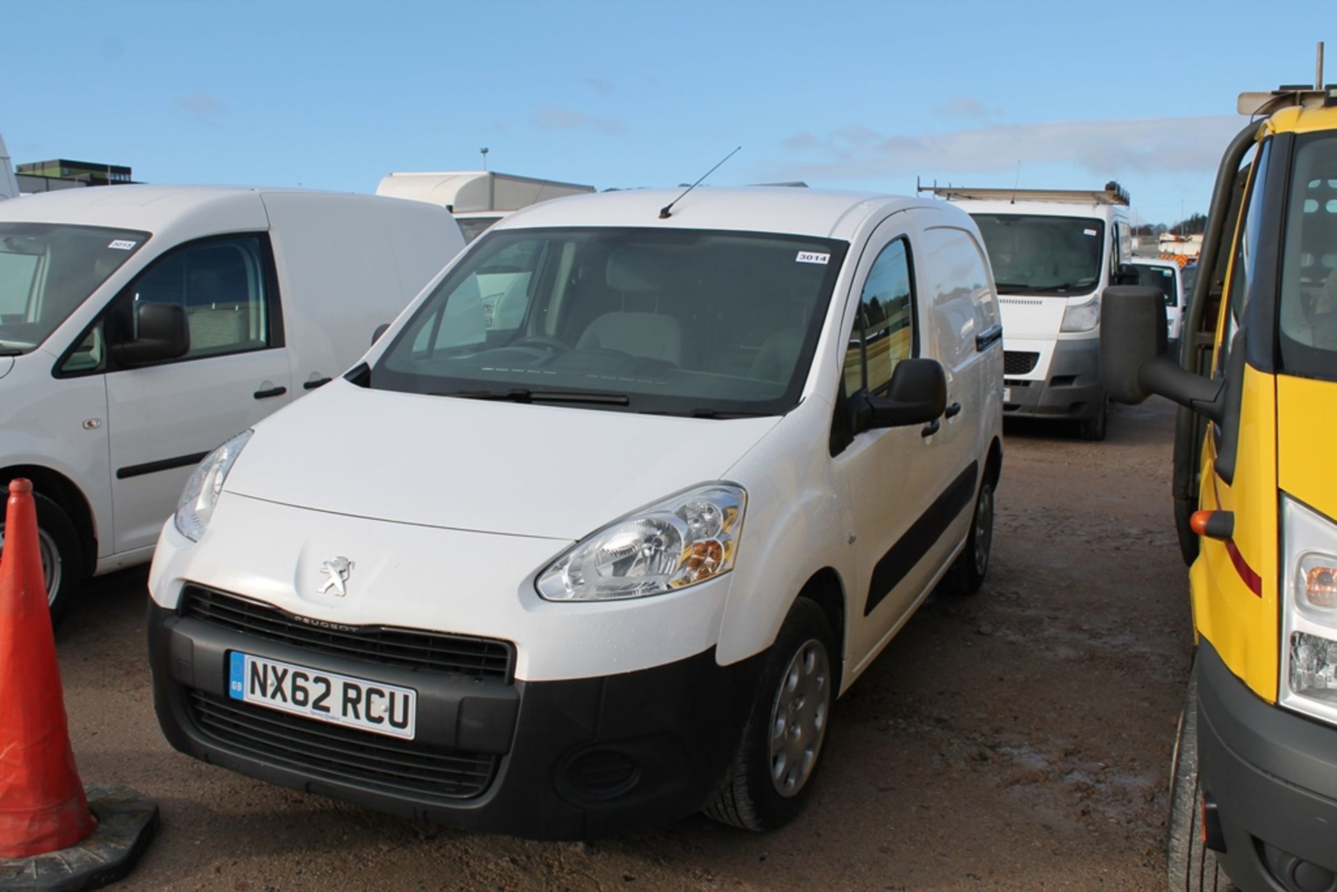 Peugeot Partner 850 S L1 Hdi - 1560cc 2 Door Van - Image 2 of 8