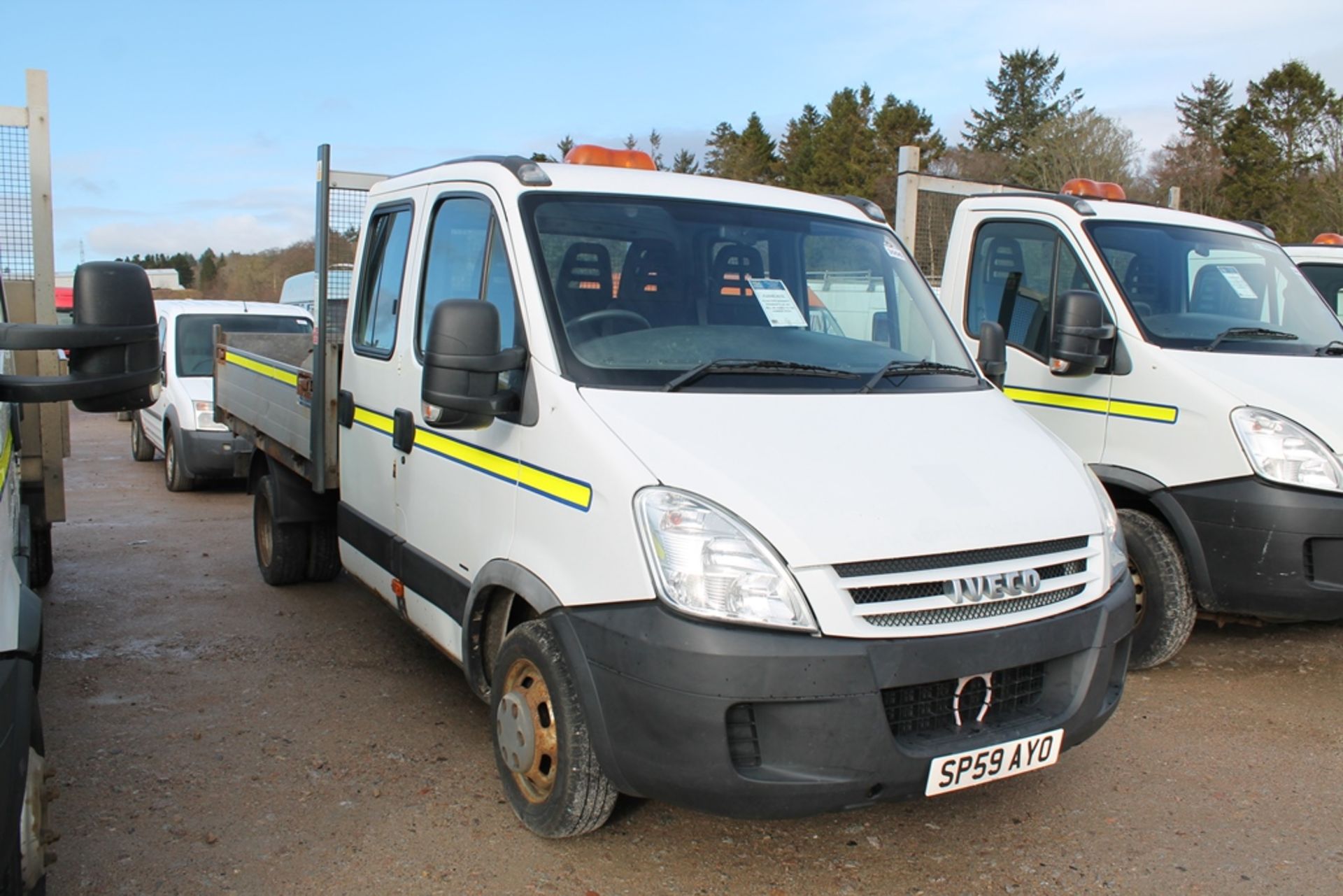 Iveco Daily 35c12 Mwb S-a - 2287cc 4 Door Pickup - Image 4 of 8