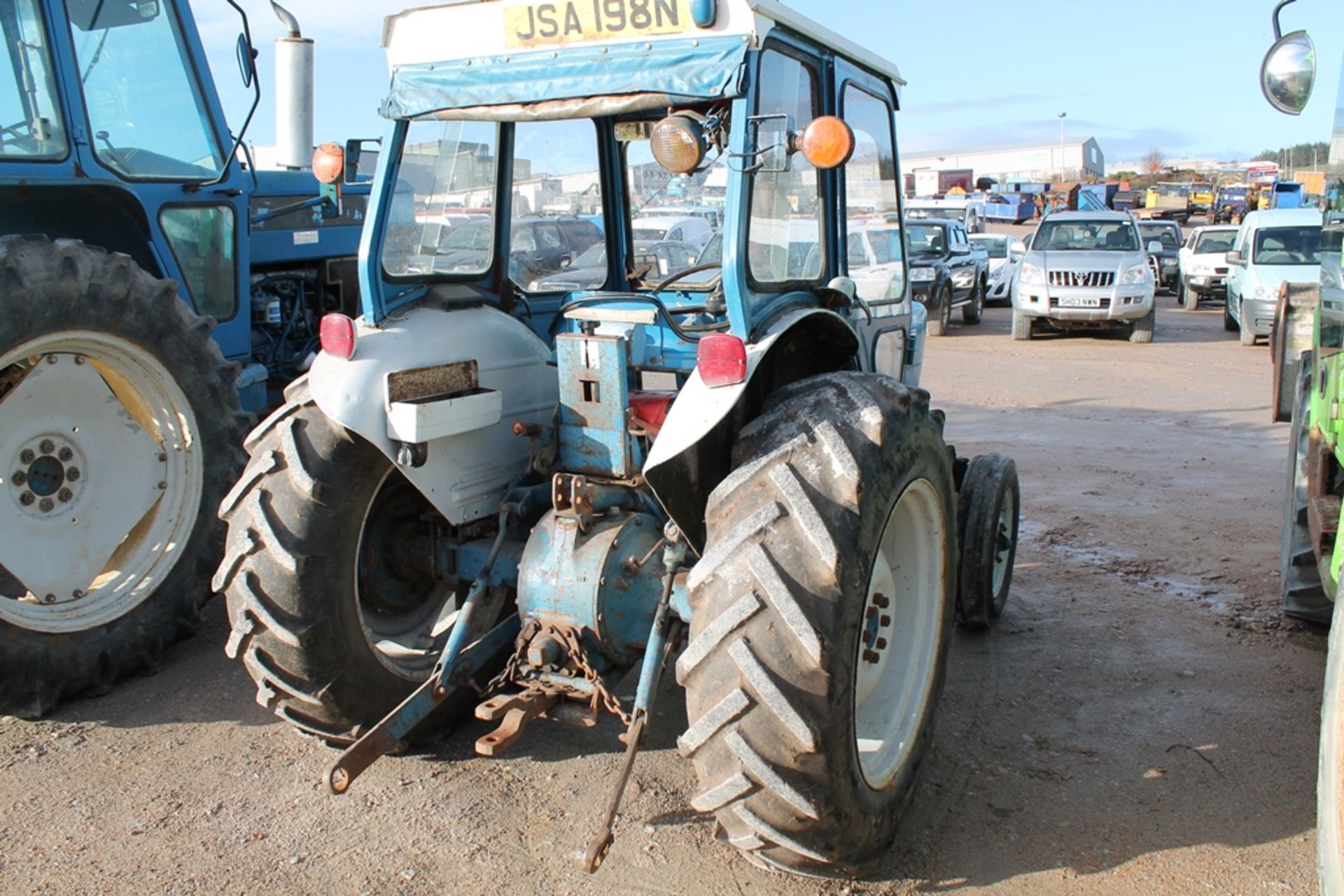 Ford 3000 Tractor - Image 8 of 10