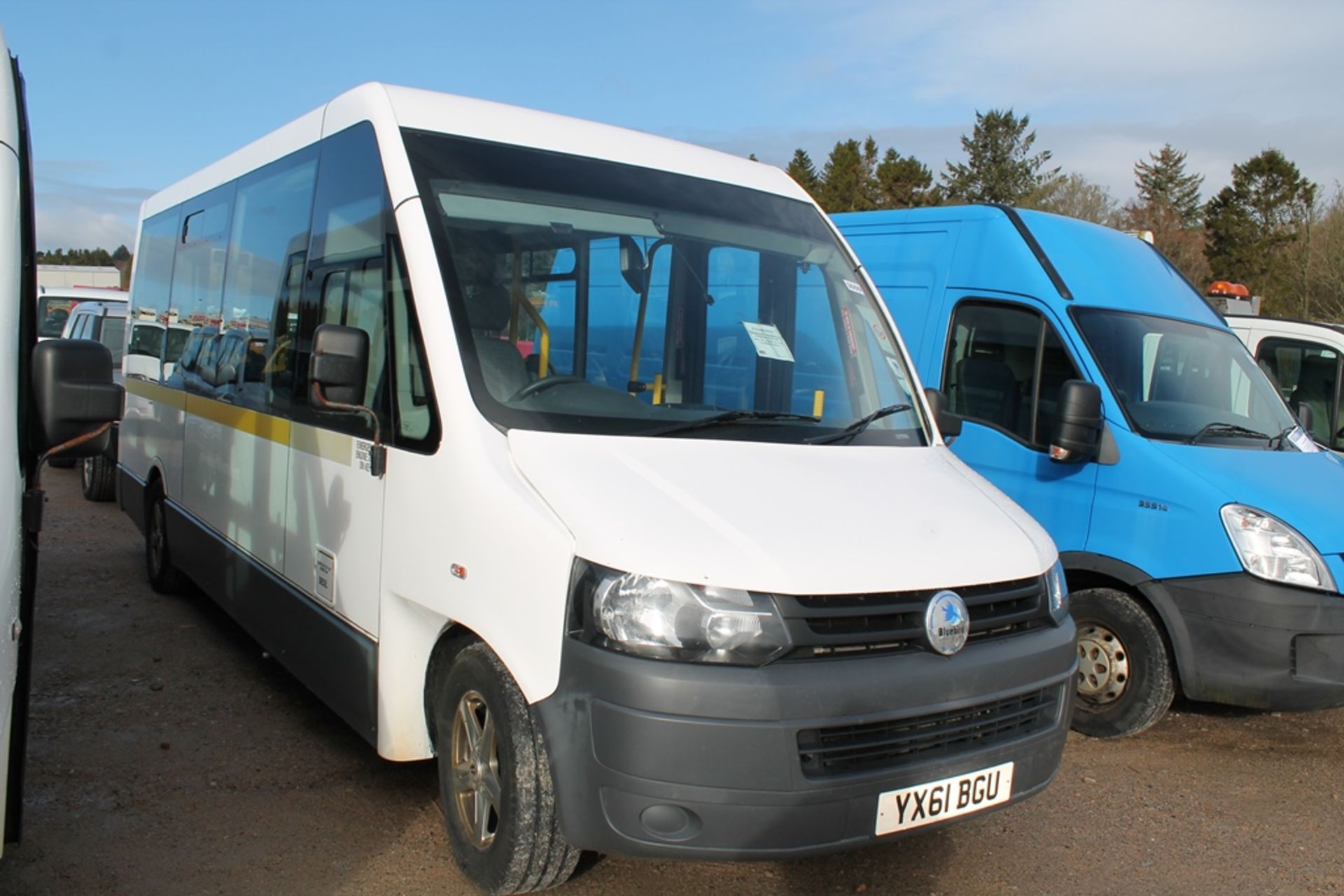 Volkswagen Bluebird - 1968cc 1 Door Minibus - Image 3 of 8