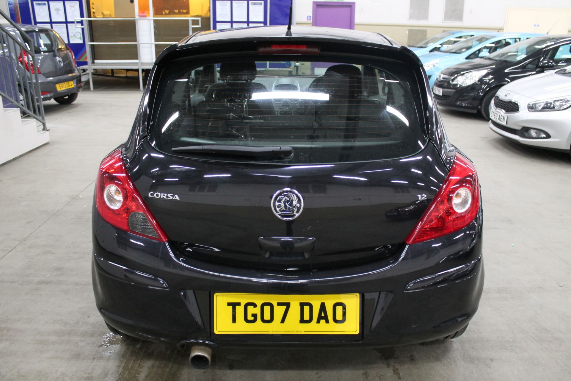 Vauxhall Corsa Sxi - 1229cc 3 Door - Bild 4 aus 8