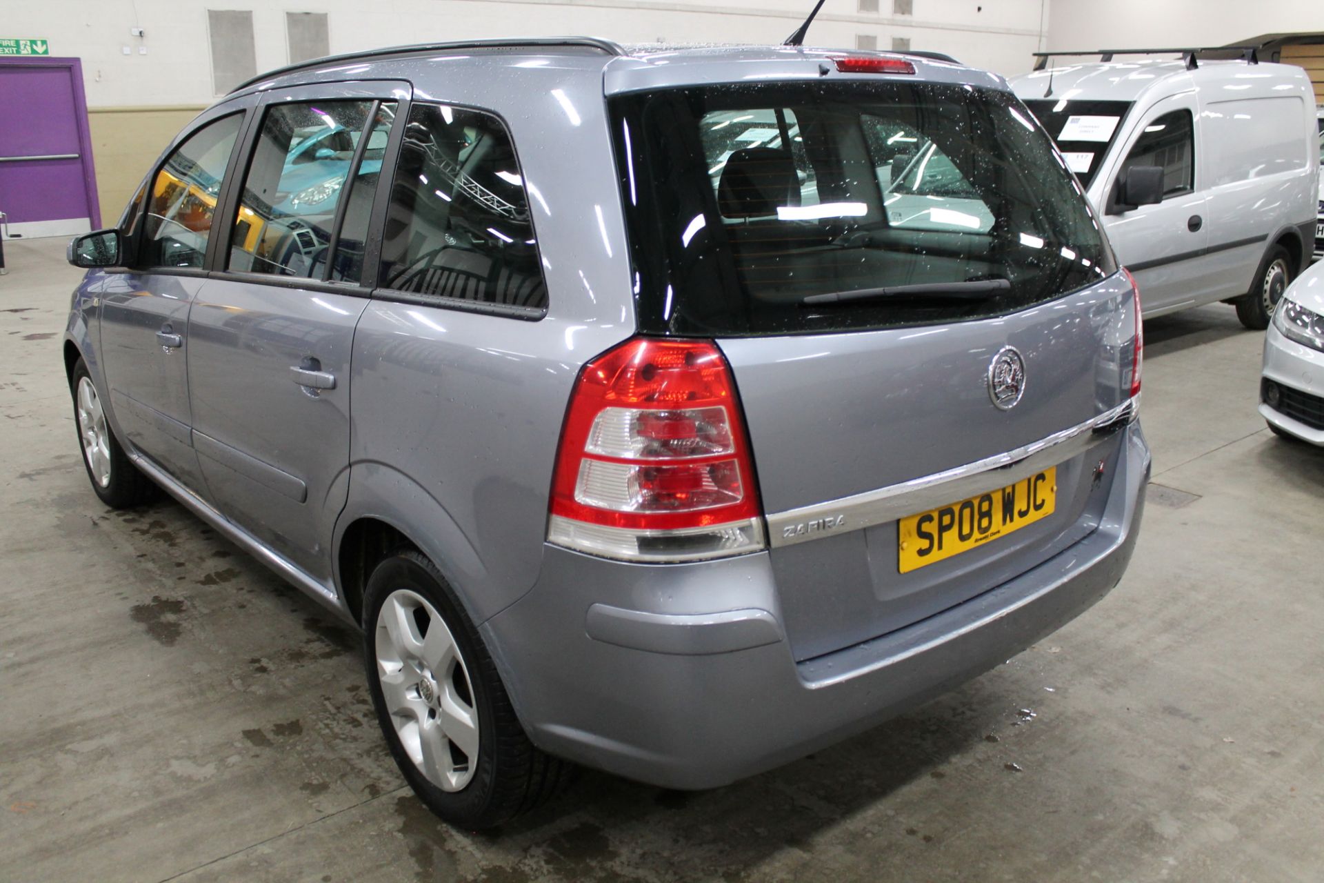 Vauxhall Zafira Exclusiv - 1598cc MPV - Image 3 of 13