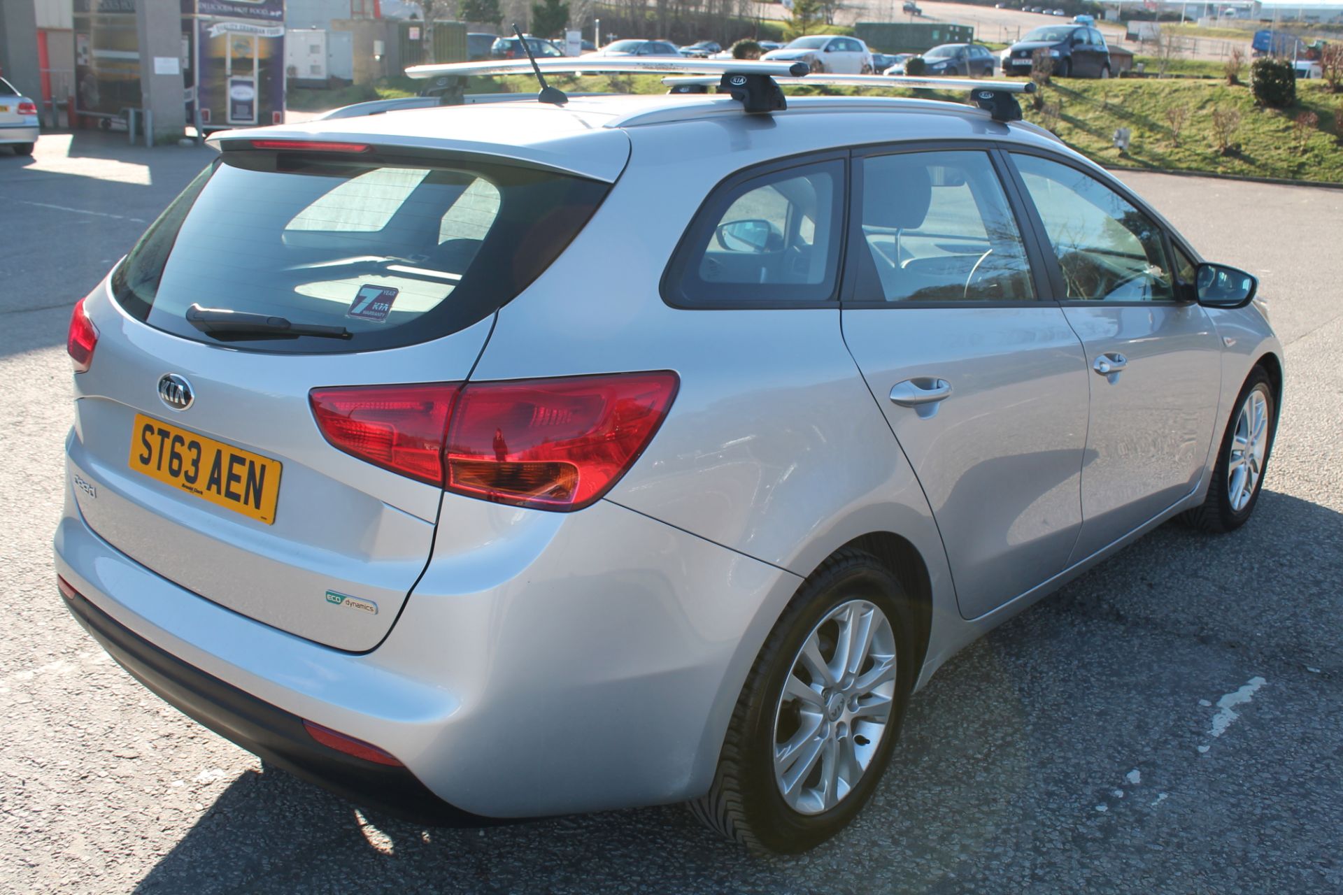 Kia Ceed 1 Ecodynamics Crdi - 1582cc 5 Door Estate - Image 16 of 21