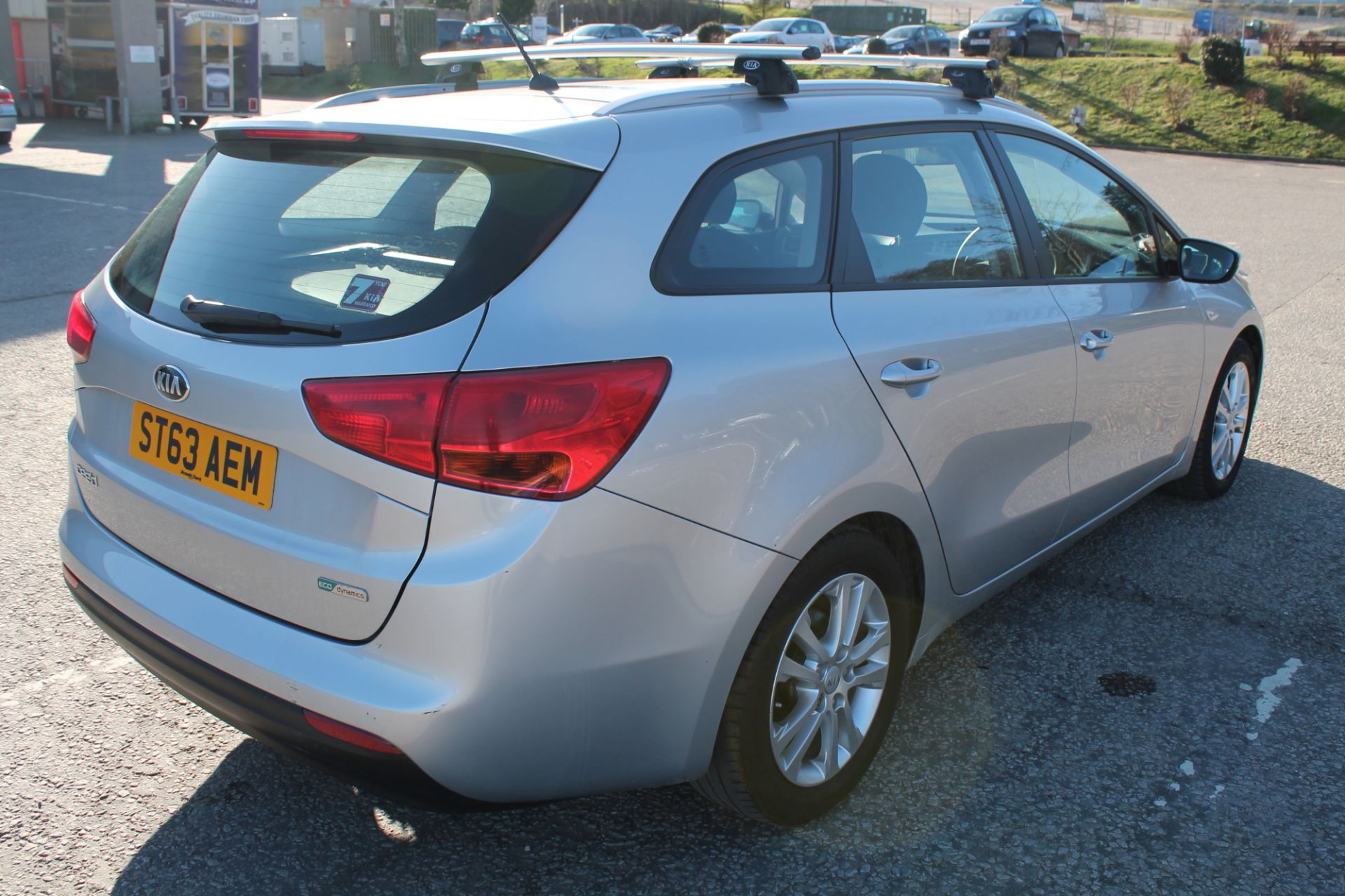 Kia Ceed 1 Ecodynamics Crdi - 1582cc 5 Door Estate - Image 16 of 22