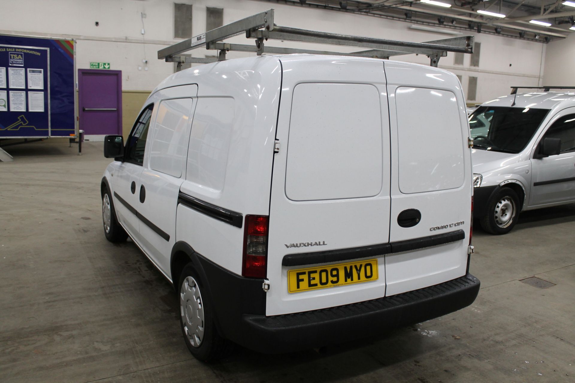 Vauxhall Combo 1700 Cdti 16v - 1686cc 2 Door Van - Image 3 of 14