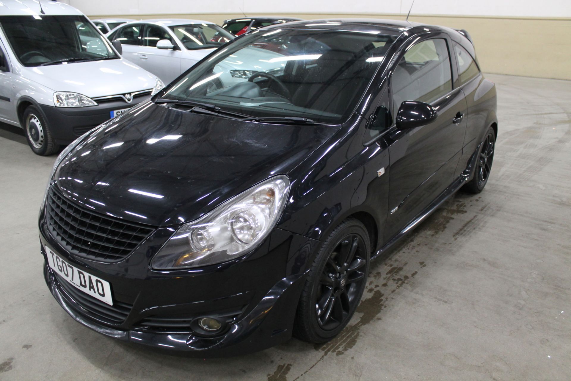 Vauxhall Corsa Sxi - 1229cc 3 Door - Bild 2 aus 8