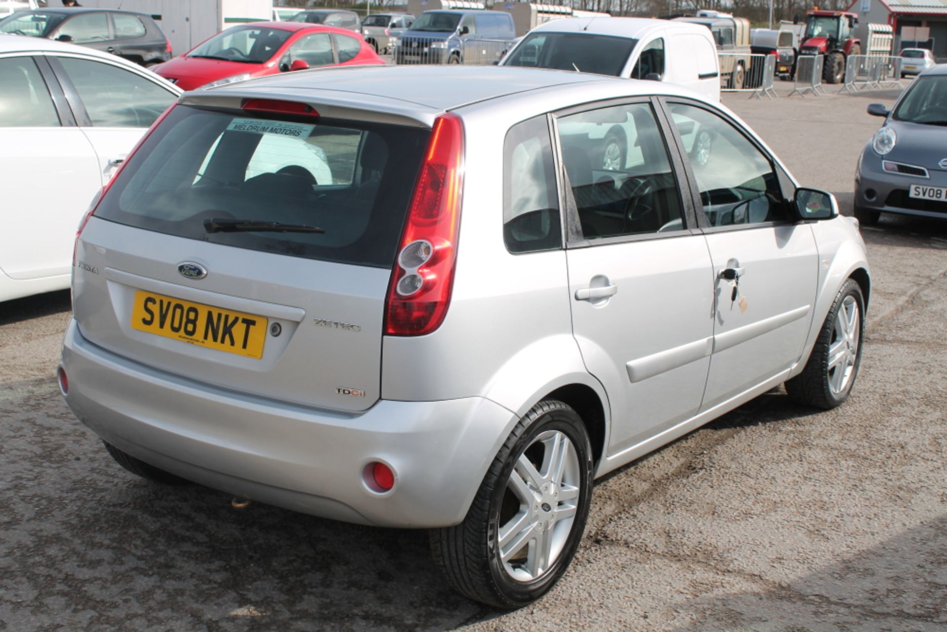 Ford Fiesta Zetec Blue Tdci - 1399cc 5 Door - Image 4 of 10