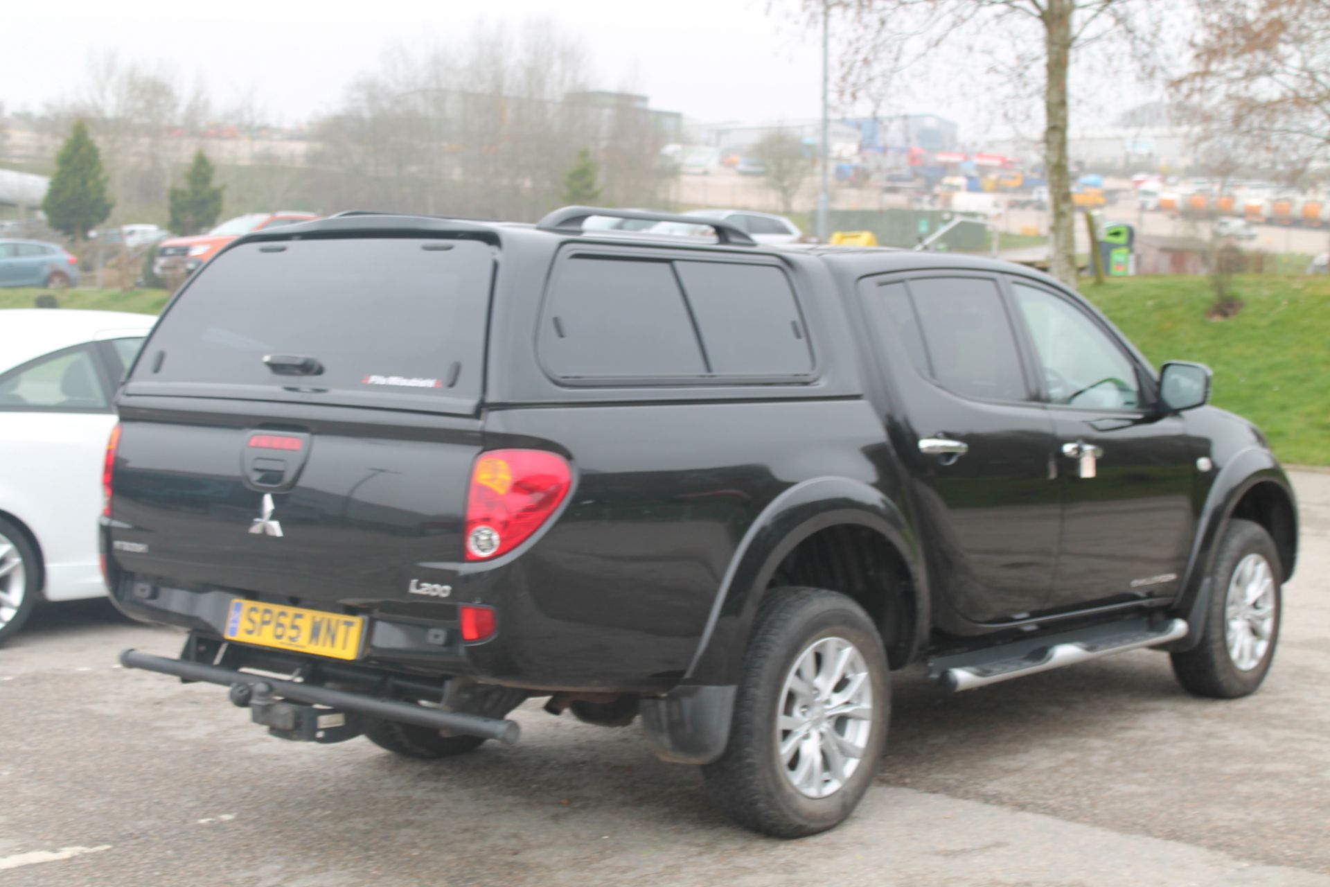 Mitsubishi L200 Challenger Lb Dcb Di - 2477cc 4 Door Pickup - Image 4 of 8