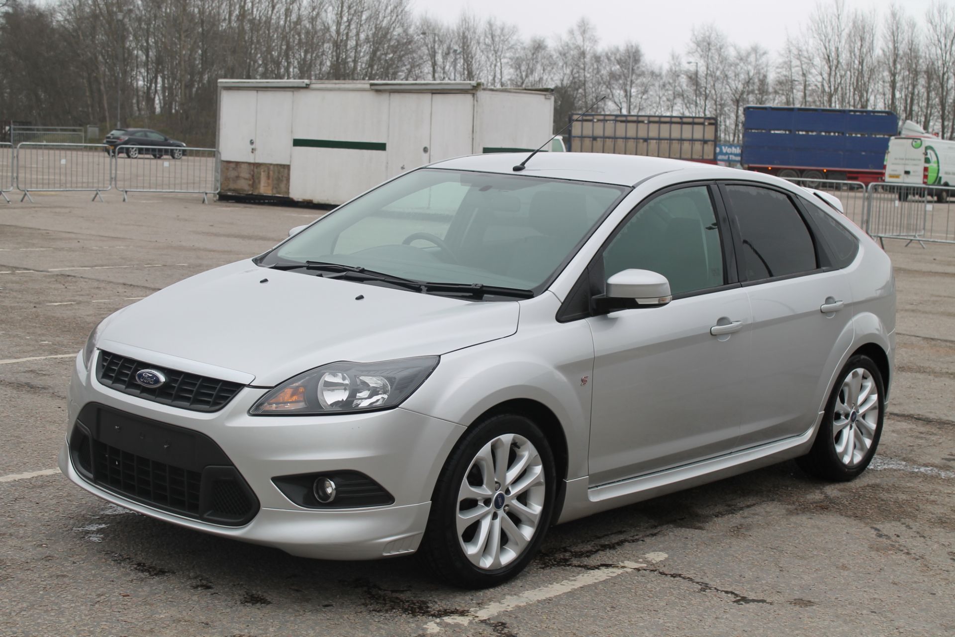 Ford Focus Zetec S Tdci 109 - 1560cc 5 Door - Image 2 of 14