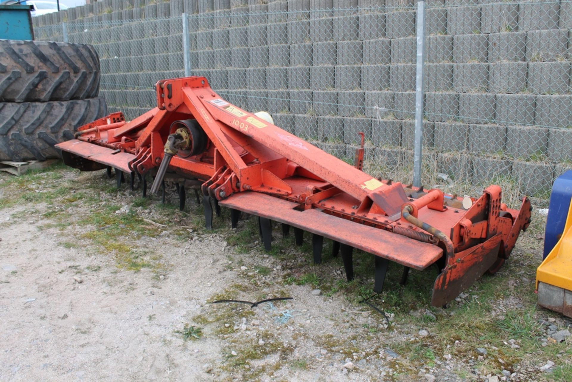 KUHN 4 MTR POWER HARROW WITH PTO