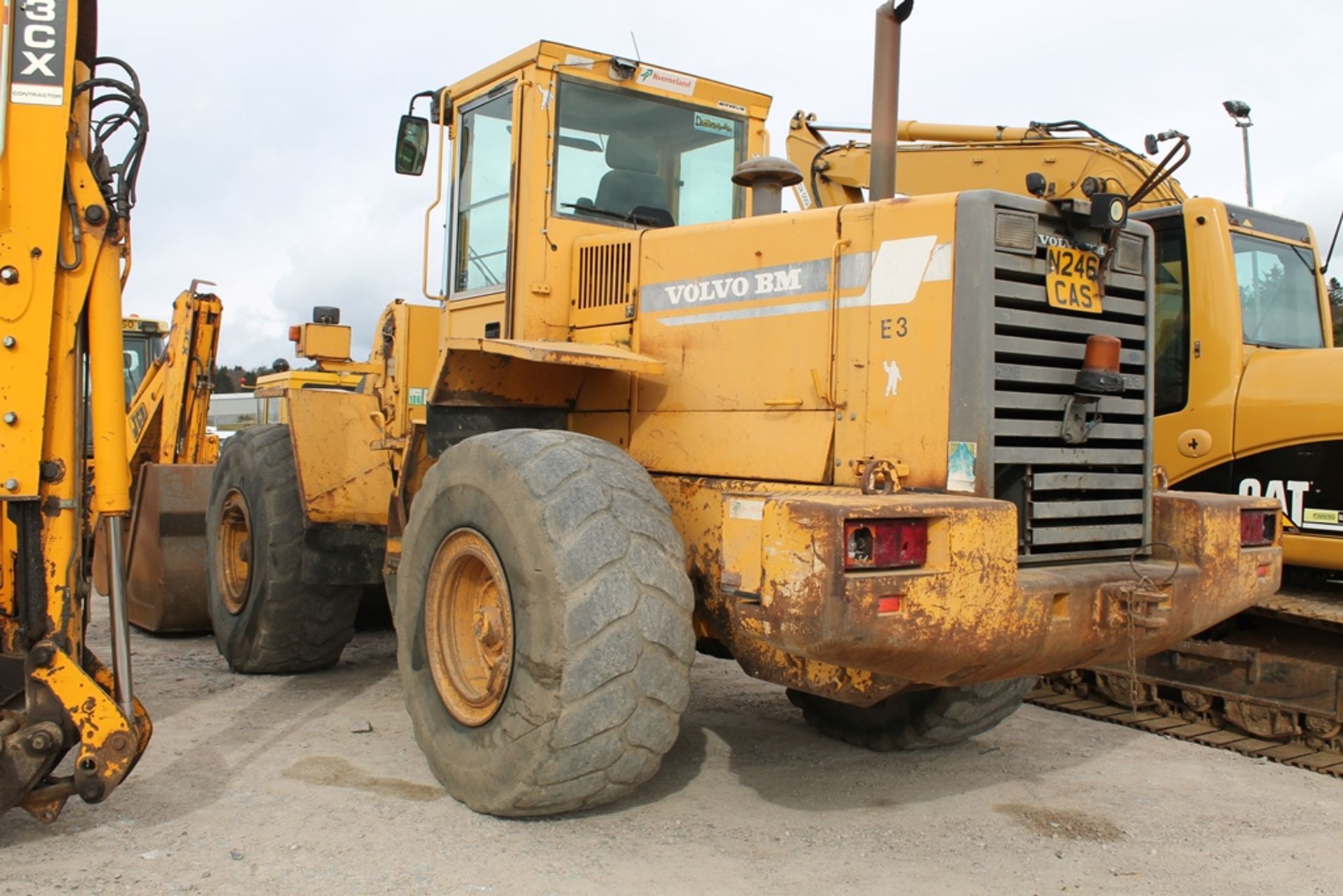 Volvo Bm L120c Loading Shovel - 6700cc 2 Door Tractor - Image 2 of 6