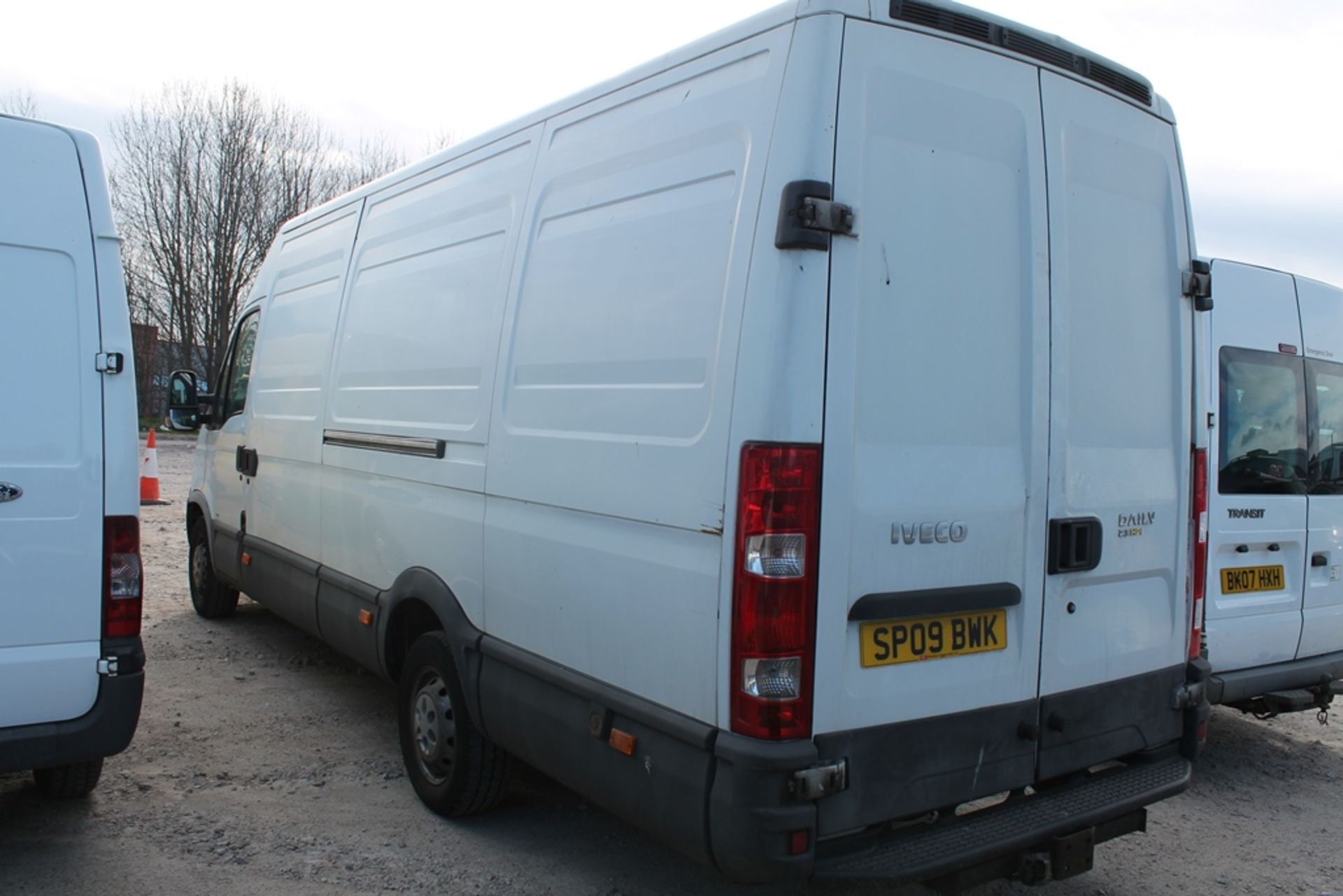 Iveco Daily 35s12 Swb - 2287cc 2 Door Van - Image 3 of 4