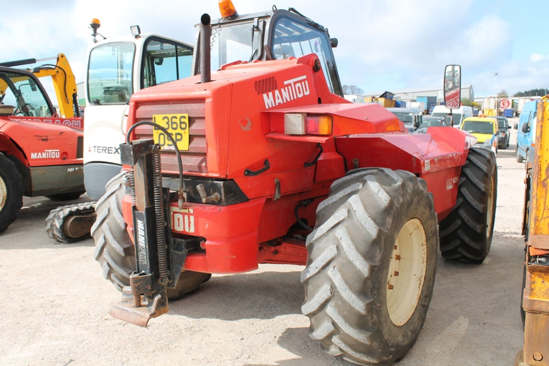 Manitou 3990cc 1 Door Tractor - Image 4 of 5