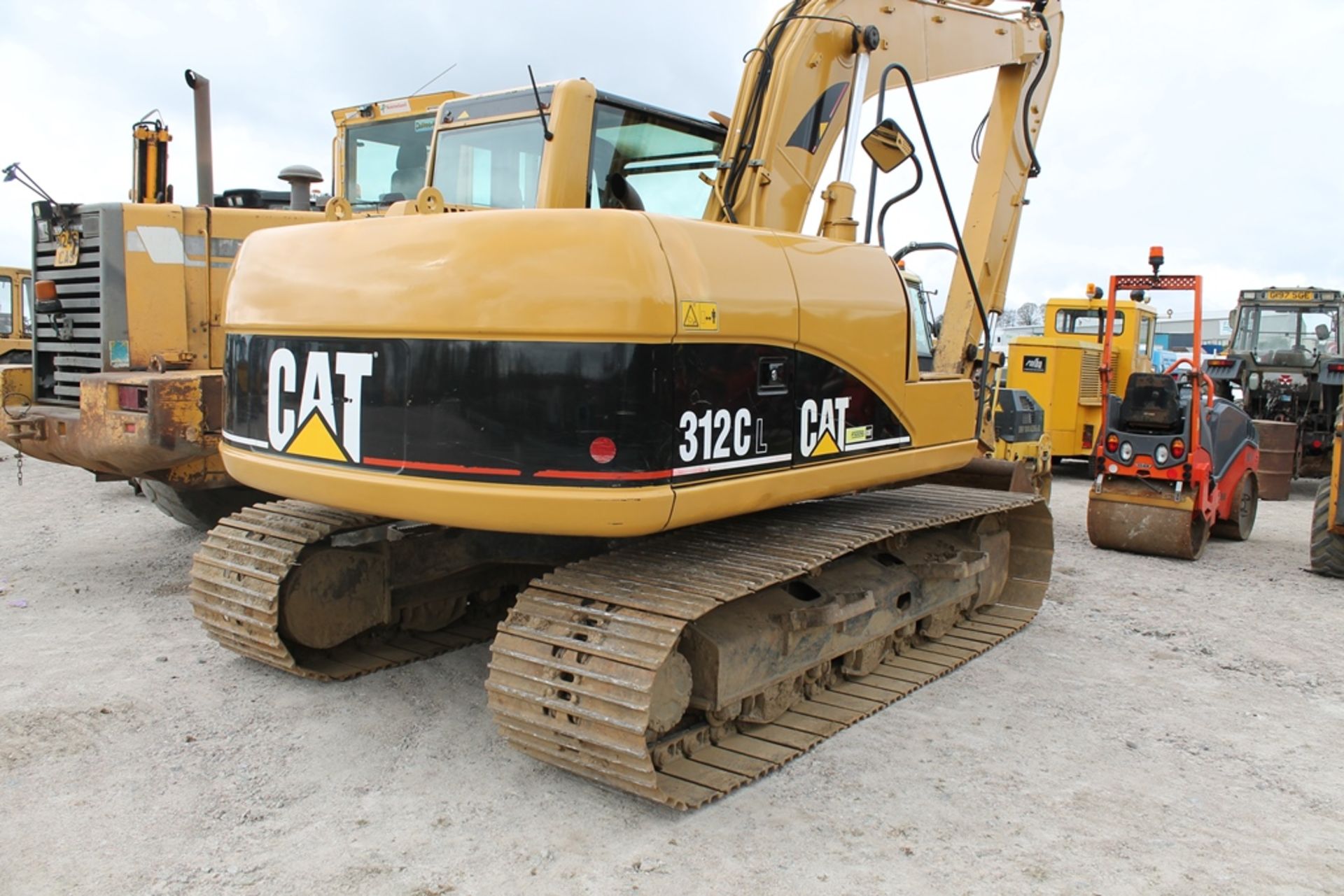 CAT 312CL TRACKED DIGGER, C/W DIGGING BUCKET, HYD QUICK HITCH, 6749 HRS, PLUS VAT, - Image 4 of 8