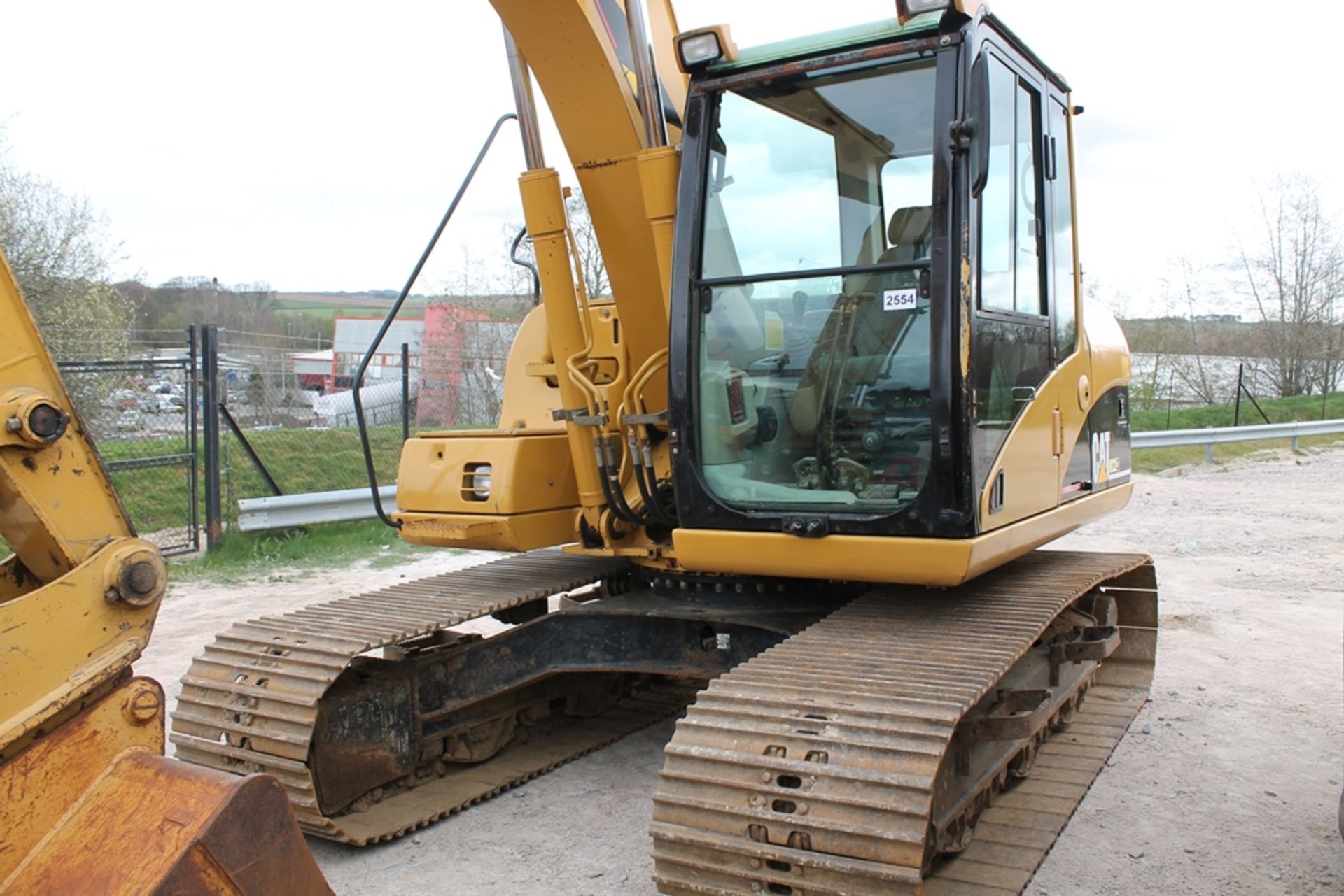 CAT 312CL TRACKED DIGGER, C/W DIGGING BUCKET, HYD QUICK HITCH, 6749 HRS, PLUS VAT, - Image 2 of 8