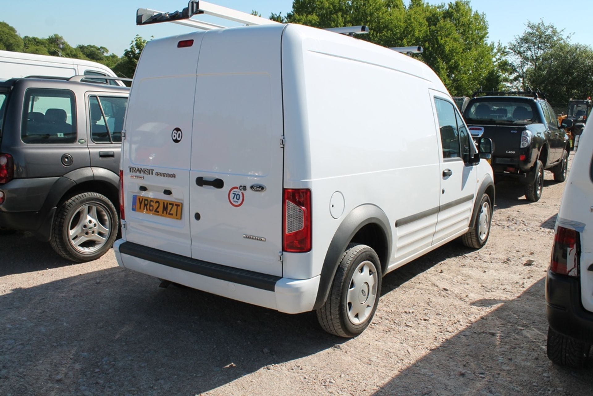 Ford Transit Connect 90 T230 T - 1753cc 2 Door Van - Image 3 of 4