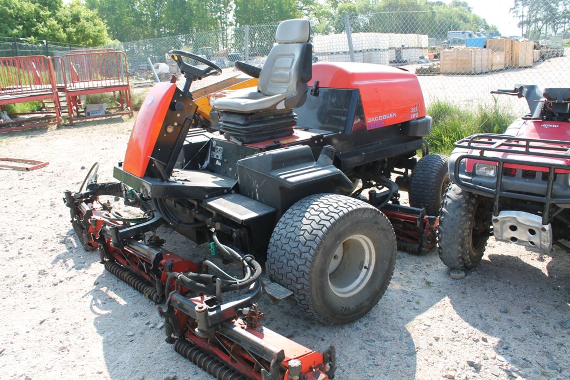 JACOBSEN 305 TEXTRON 4WD