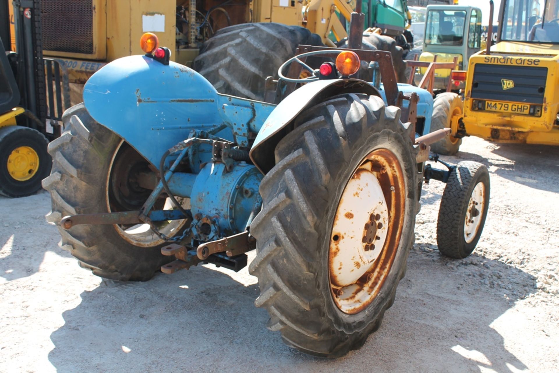 FORDSON DEXTA Bedford Mt 15-18 - 3500cc Tractor - Bild 3 aus 4