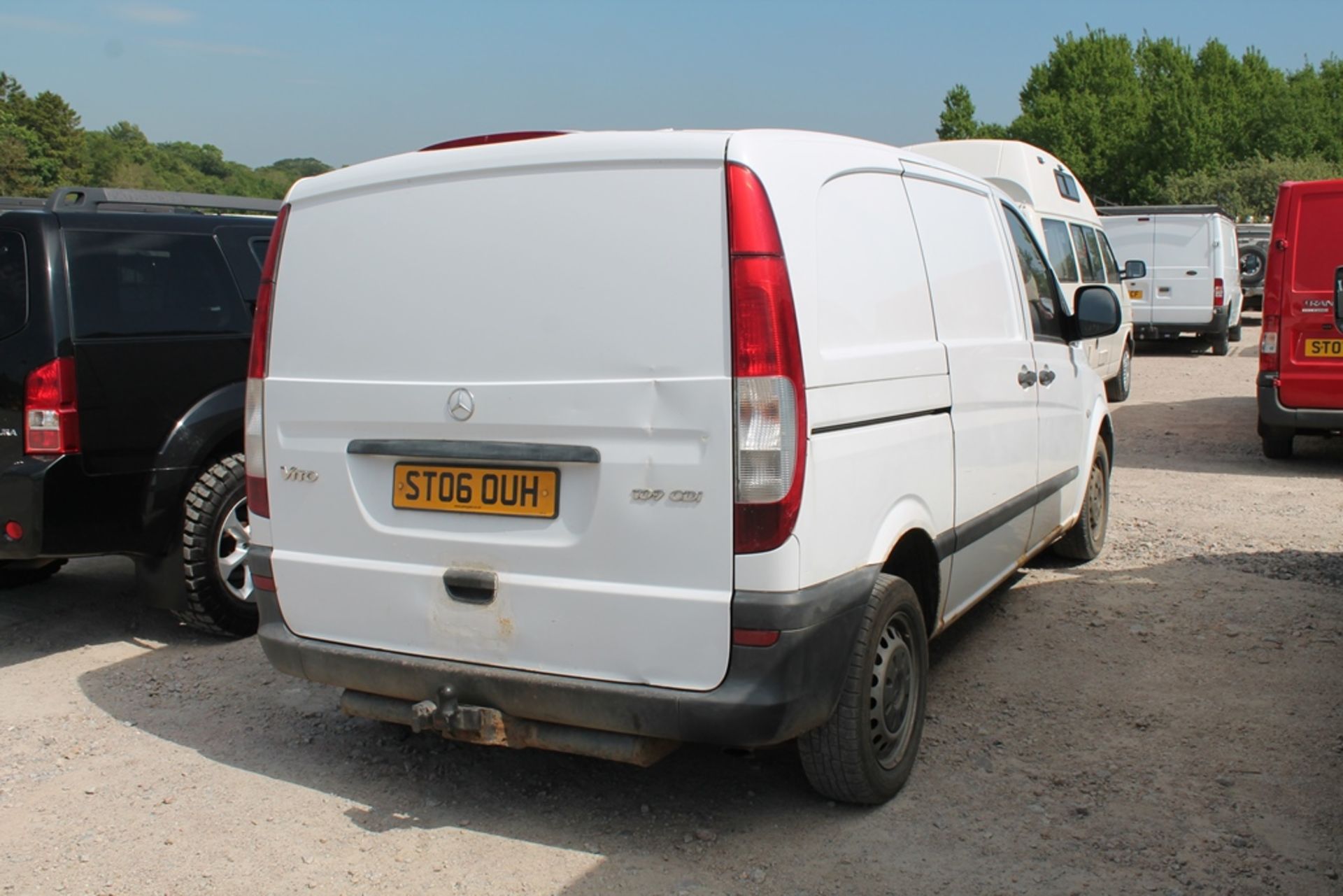 Mercedes Vito 109 Cdi Compact - 2148cc 2 Door Van - Image 3 of 4