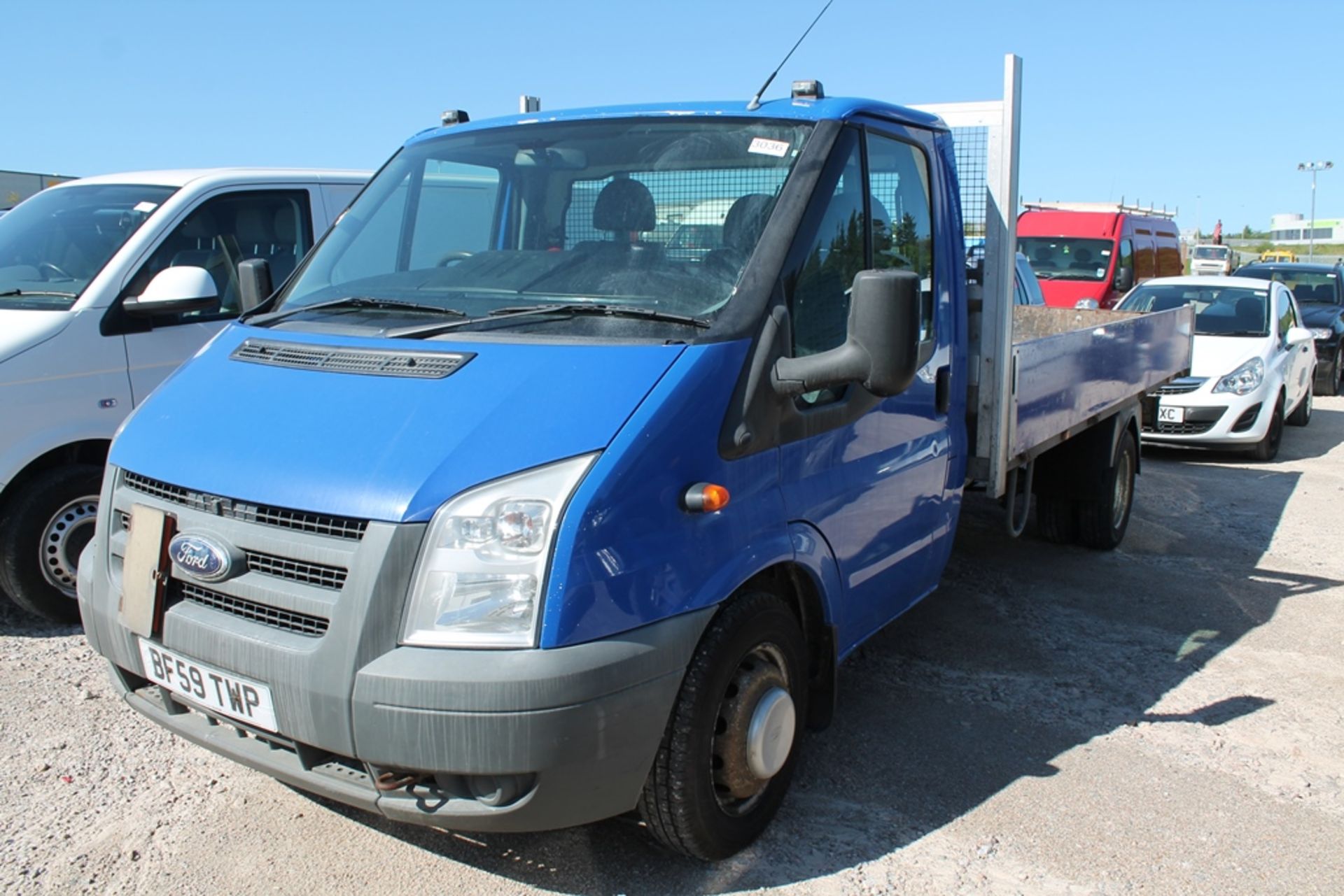 Ford Transit 100 T350l Rwd - 2402cc Pickup