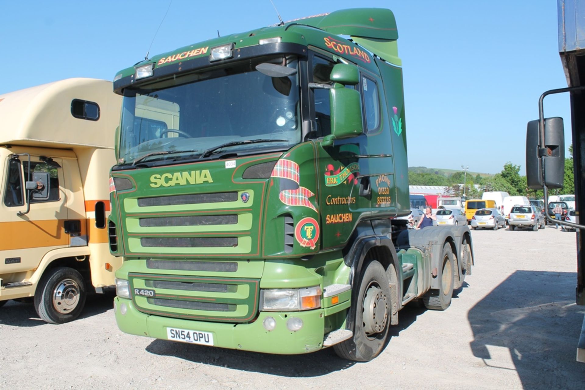 Scania R124 - 11705cc 2 Door Tractor