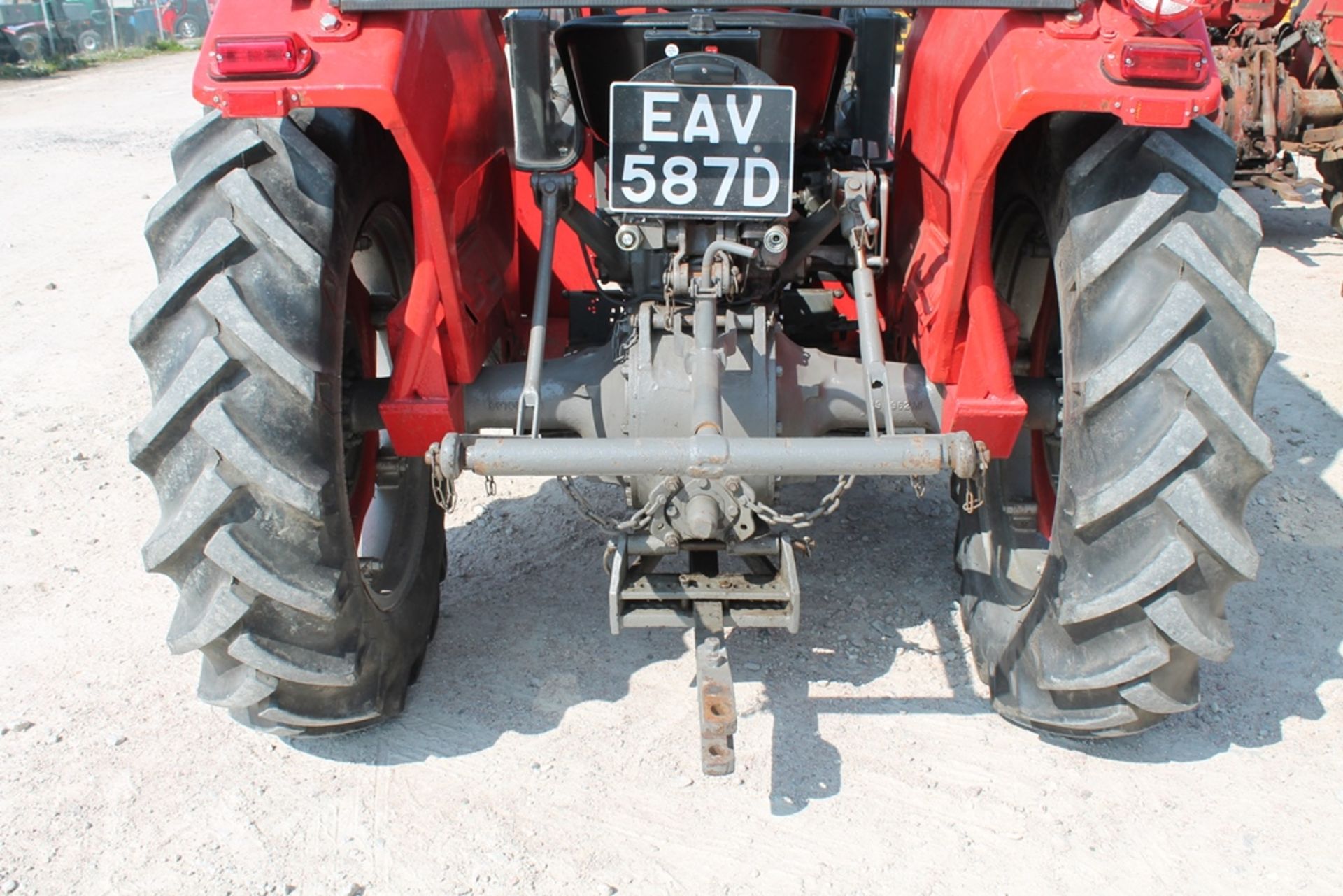 Massey Ferguson 135 c/w loader, EAV587D, Current V5 present, 1st Registered 9th February 1966, Origi - Image 4 of 5