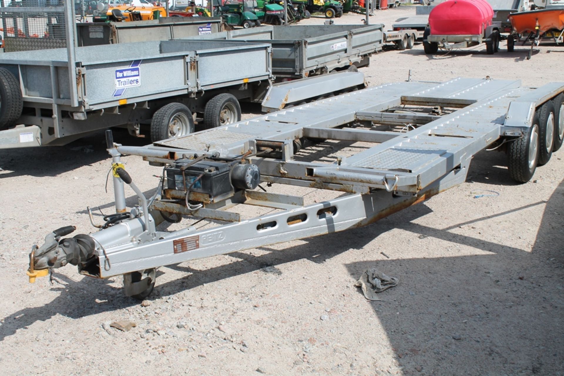 3 AXLE, 3.5T TRAILER C/W WINCH