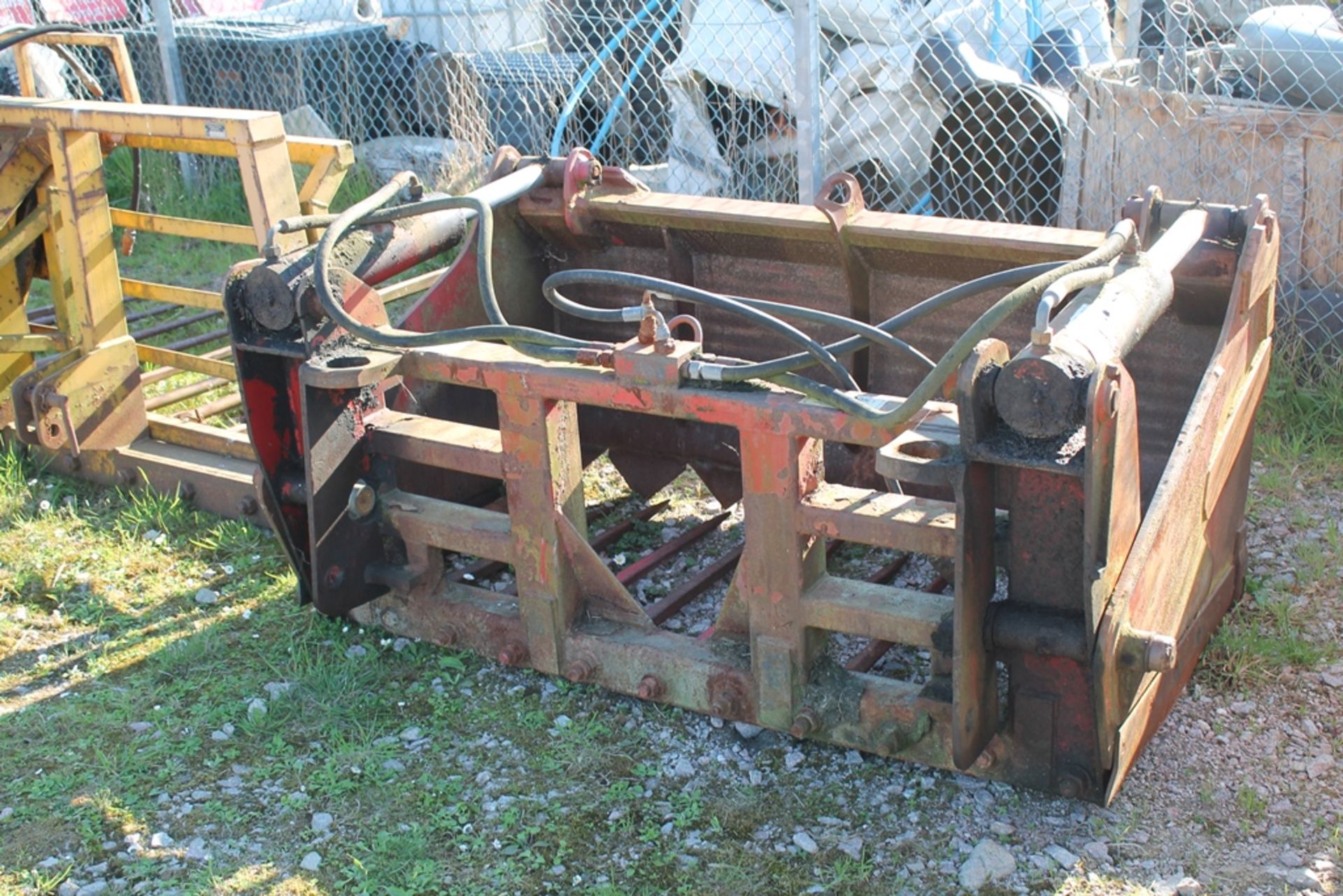 RED ROCK SILAGE CUTTER