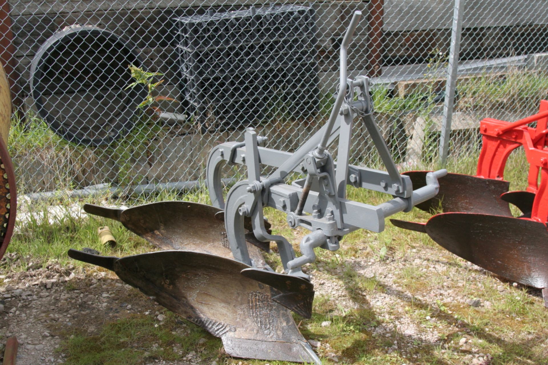 MF 794 2 FUR PLOUGH