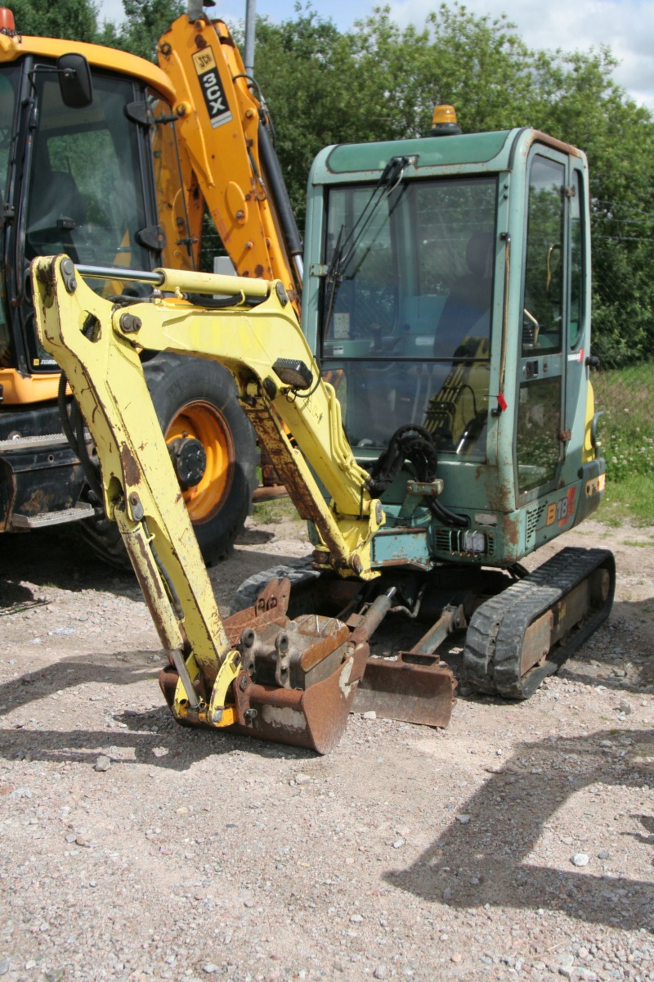 YANMAR B18 360 EXCAVATOR, , 3934HRS, , C/W 3 BUCKETS, , PLUS VAT, , A