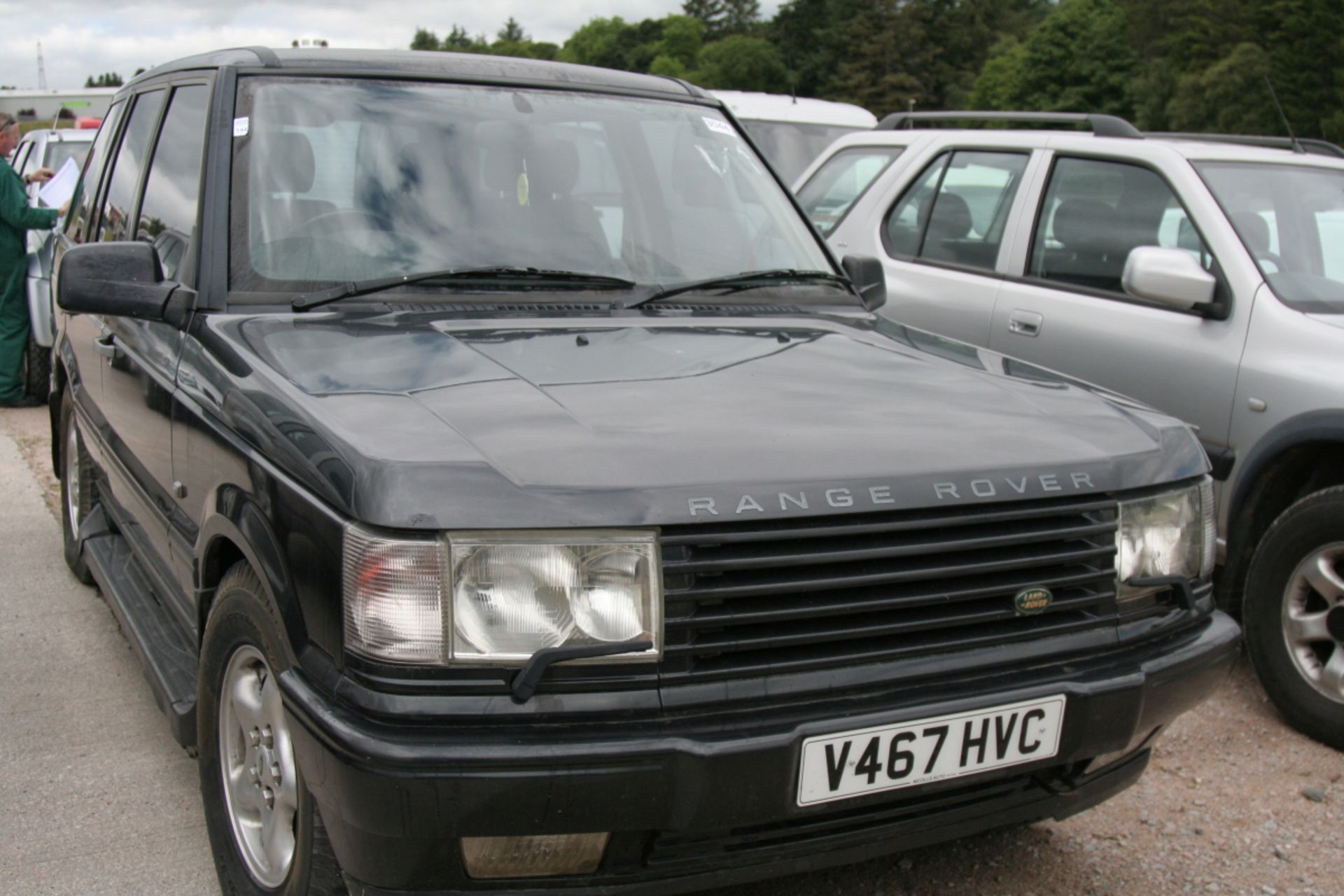 Land Rover Range Rover Hse Auto - 4554cc 4 Door Estate - Image 2 of 3