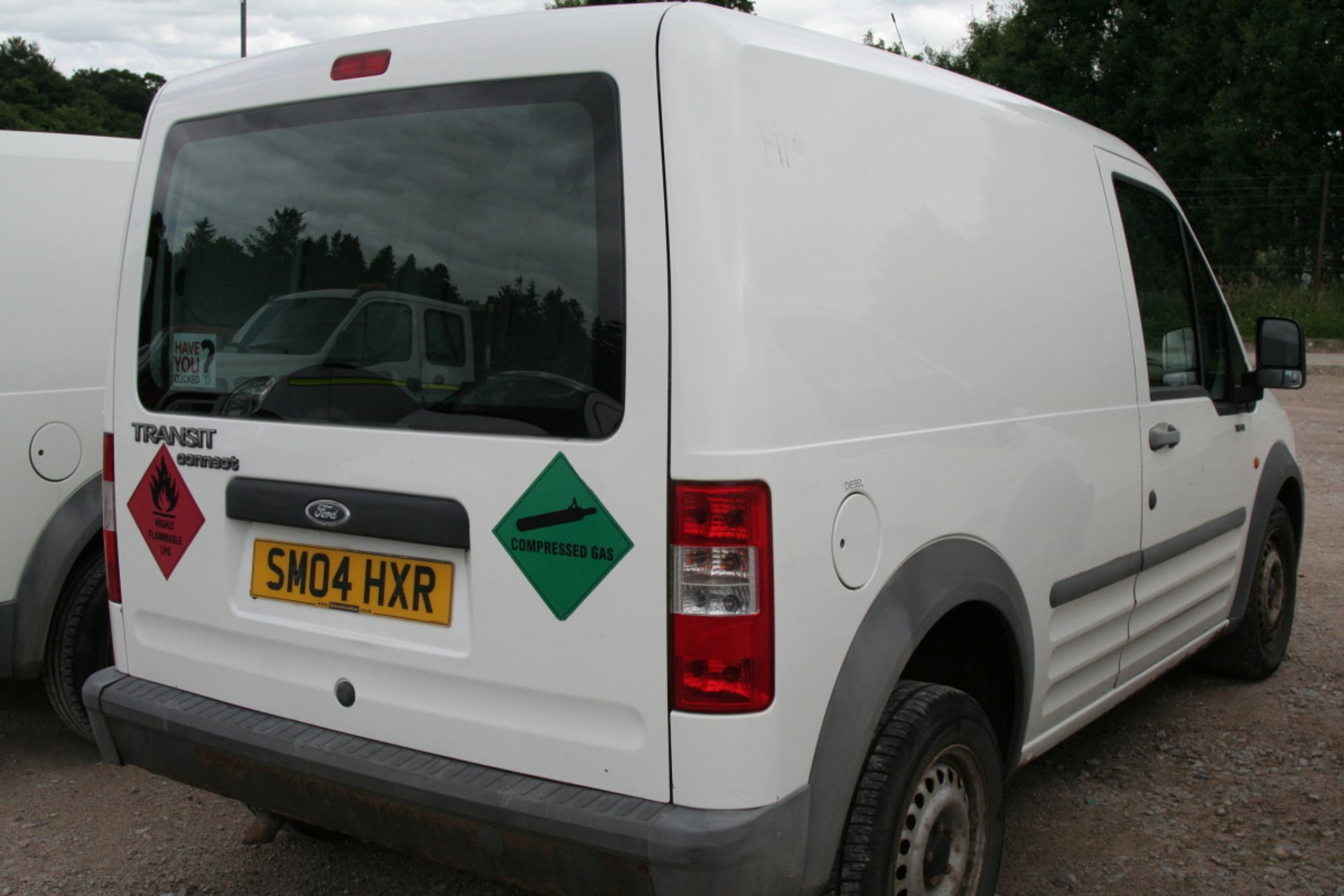 Ford Tran Connect L 200 Td Swb - 1753cc 2 Door Van - Image 3 of 3