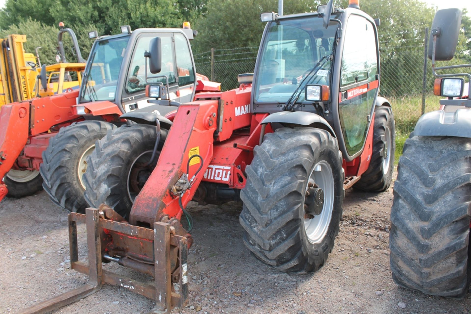 Manitou Loadall - 4400cc Tractor