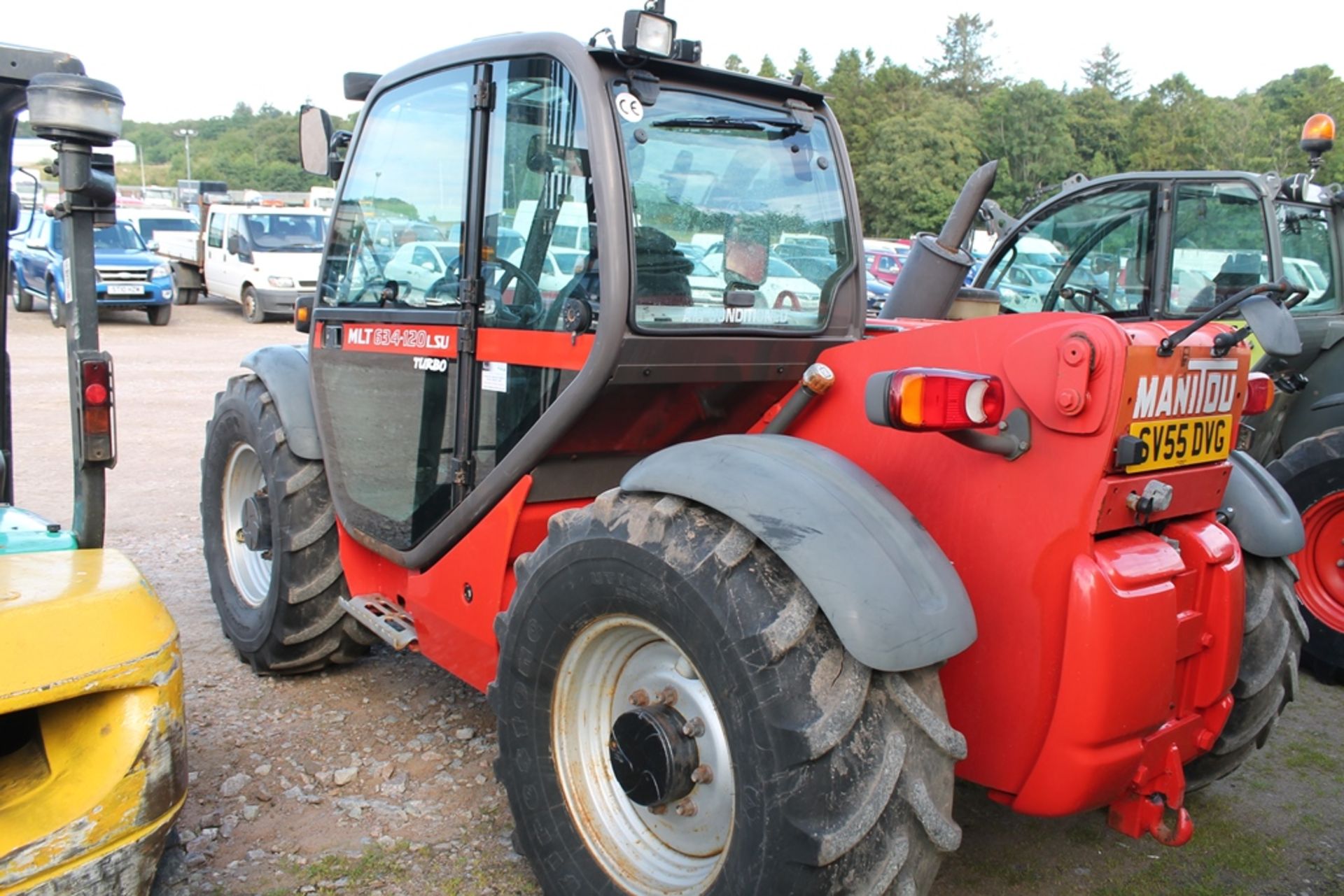 Manitou Mlt 634-120 - 4400cc Tractor - Image 2 of 5