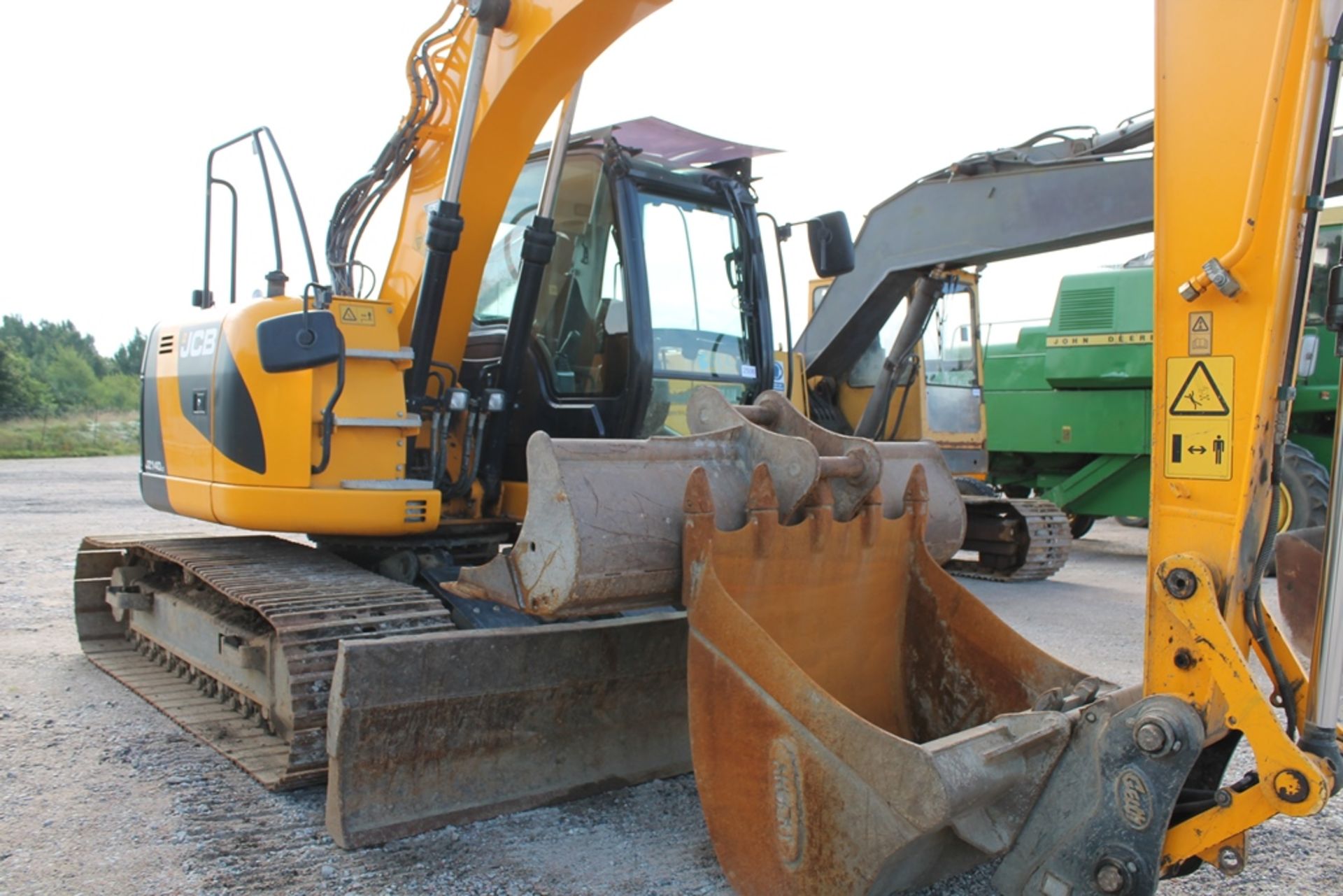 JCB JZ140, , 14.5T EXCAVAYOR, , 5925Hrs, , C/W Hitch & Bucket, , PLUS VAT - Image 6 of 7