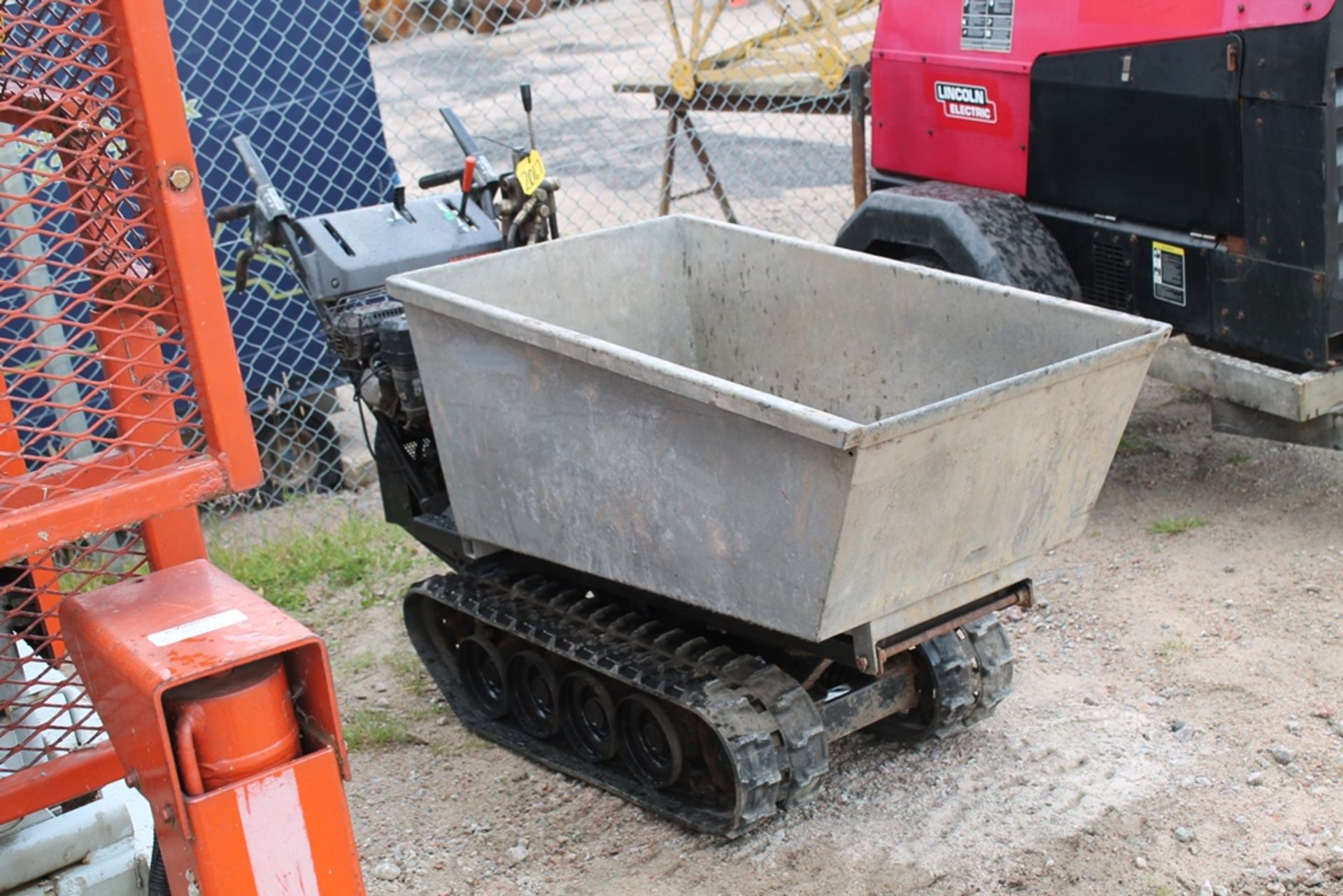 TRACKED BARROW C/W HYDRAULIC TIPPING