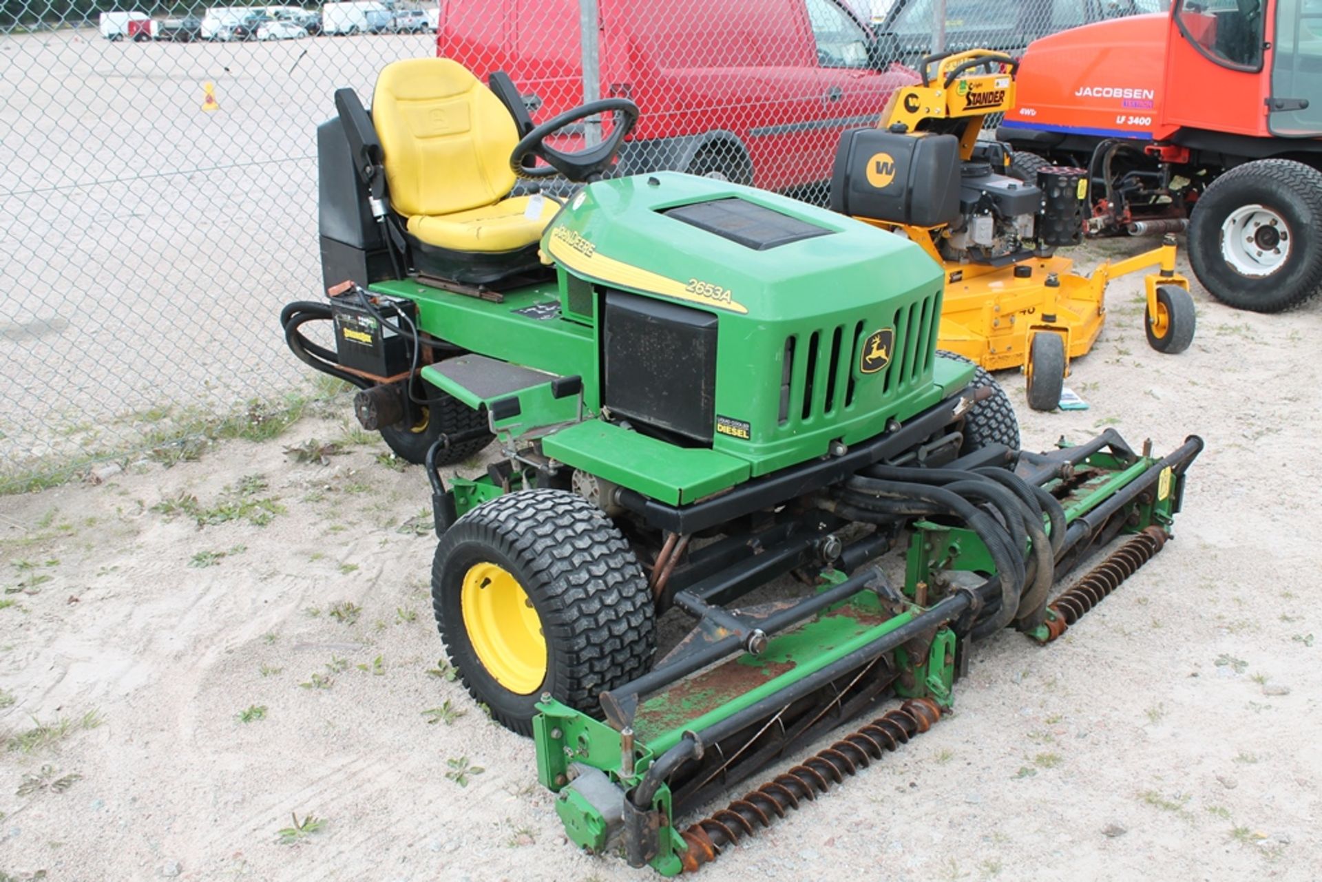 JD 2653B MOWER 3325HRS, KEY IN P/C