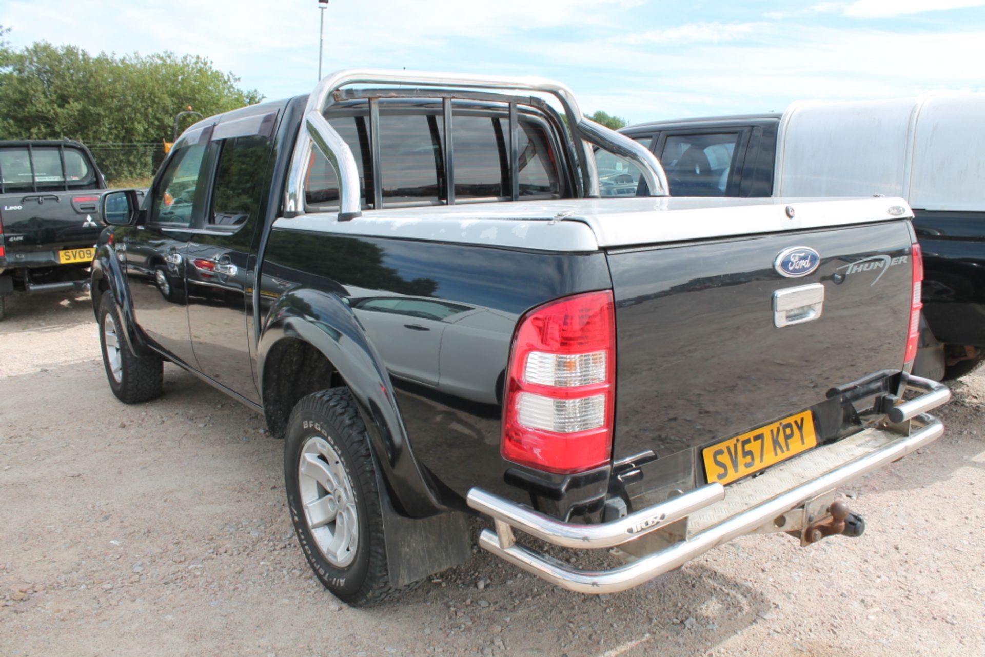 Ford Ranger Thunder D/c 4wd - 2500cc Pickup - Image 2 of 4