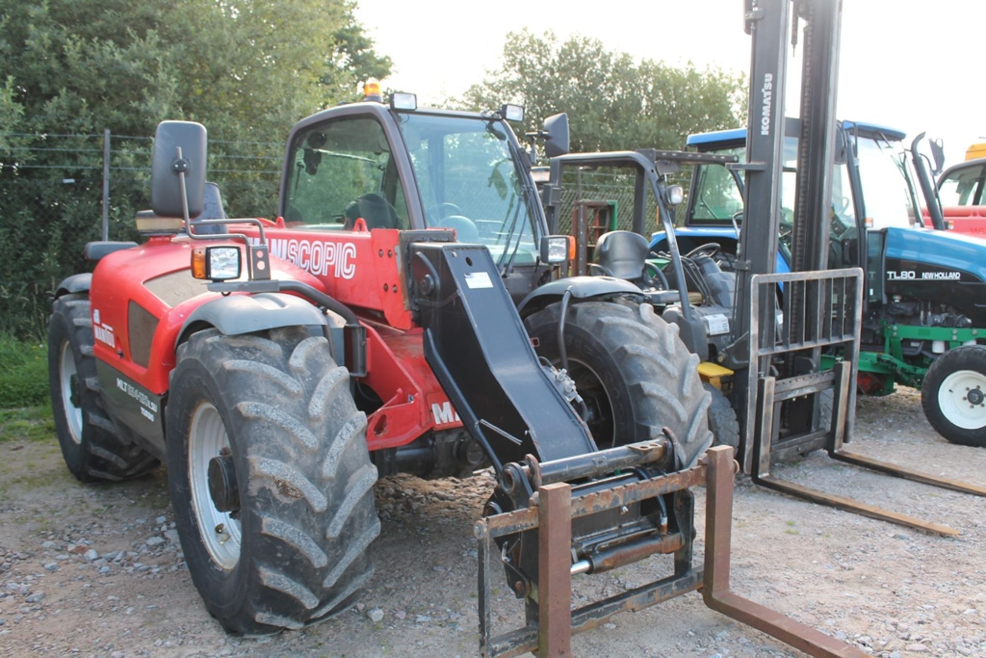 Manitou Mlt 634-120 - 4400cc Tractor - Image 4 of 5