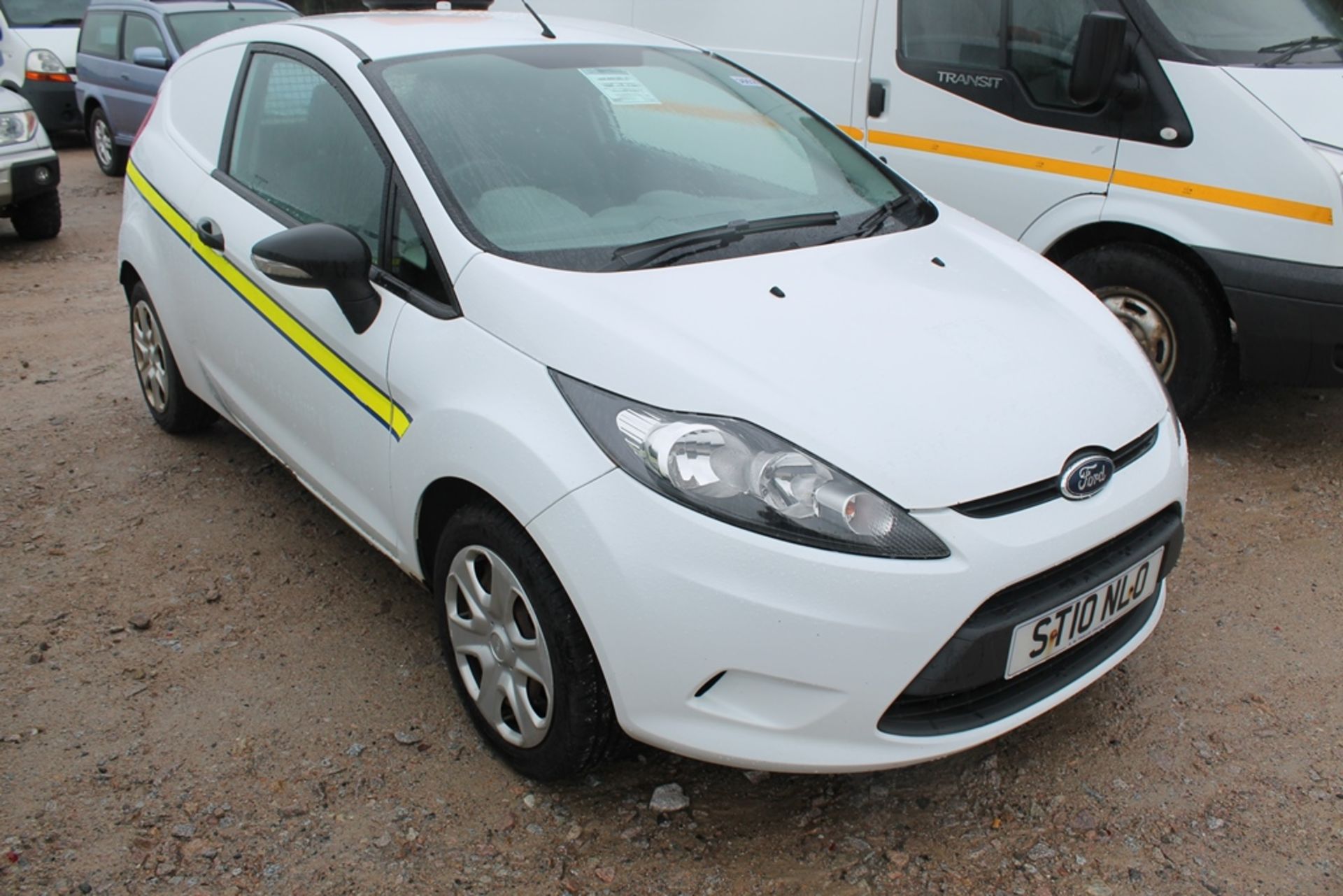 Ford Fiesta Base Tdci 68 - 1399cc 2 Door Van - Image 4 of 4