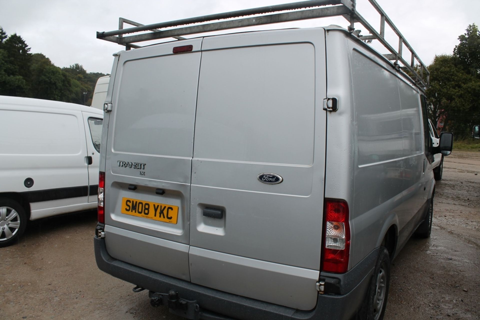 Ford Transit 110 T260s Fwd - 2198cc 2 Door Van - Image 3 of 4